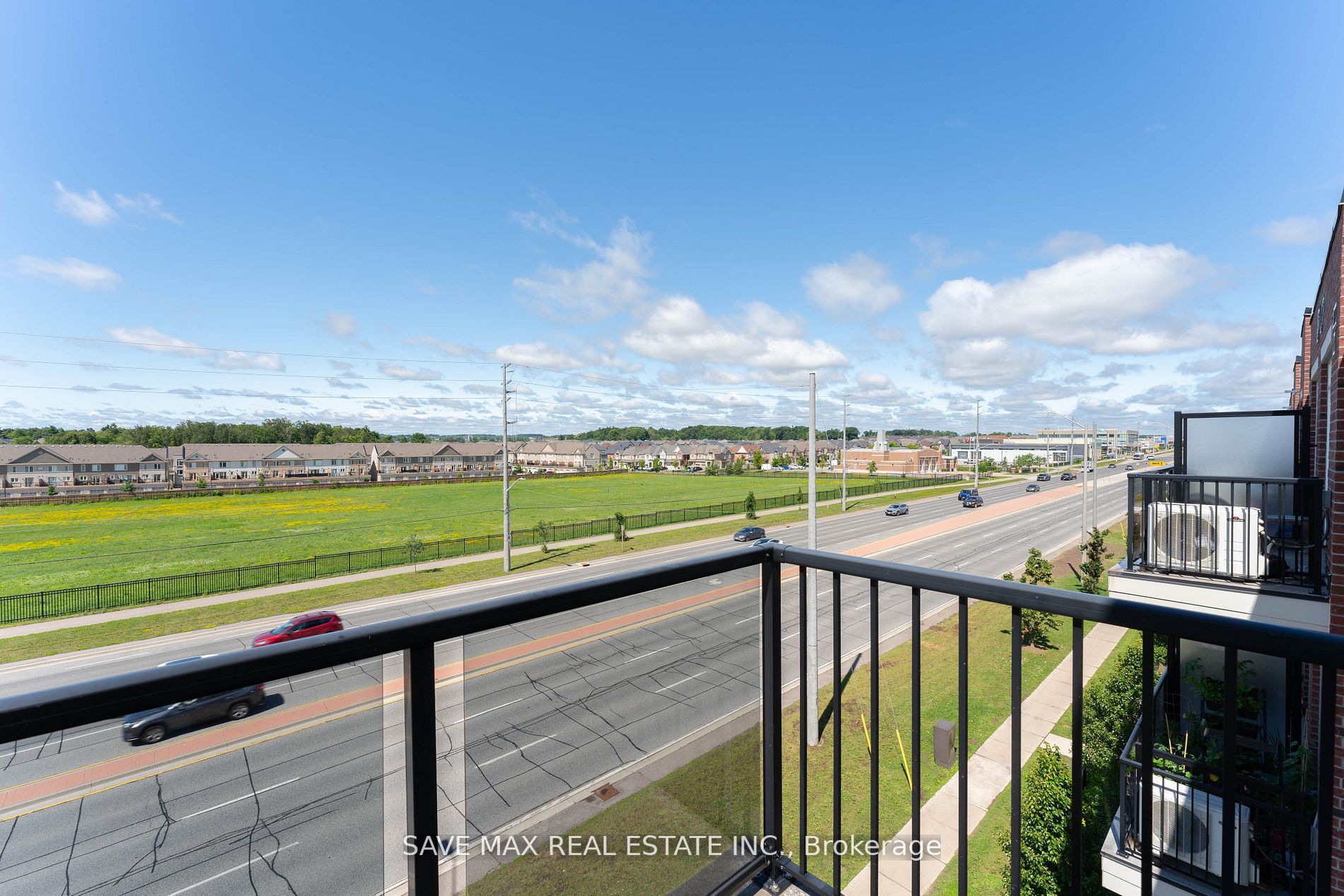 54 Sky Harbour Dr, #404
