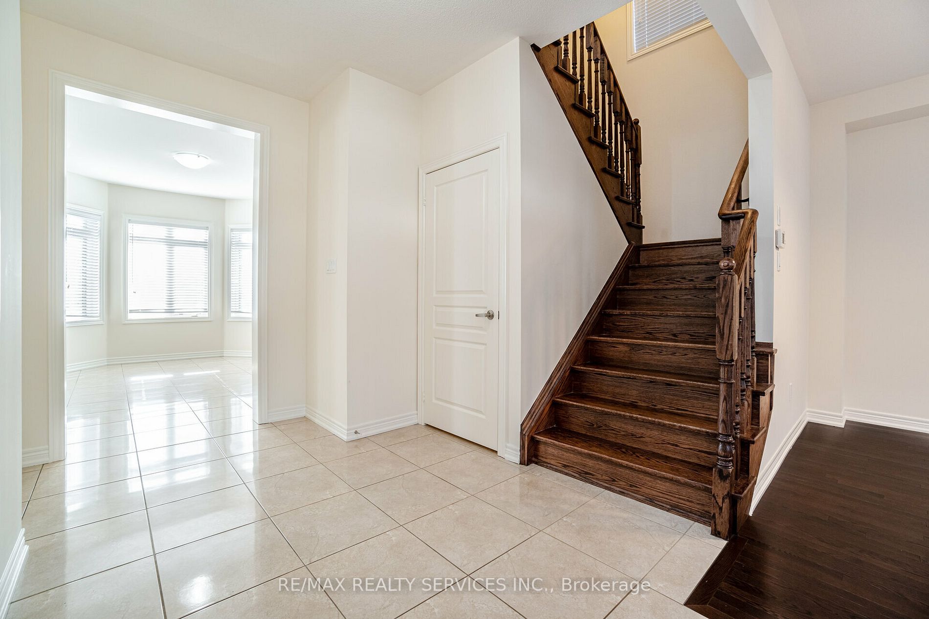 127 Squire Ellis Drive