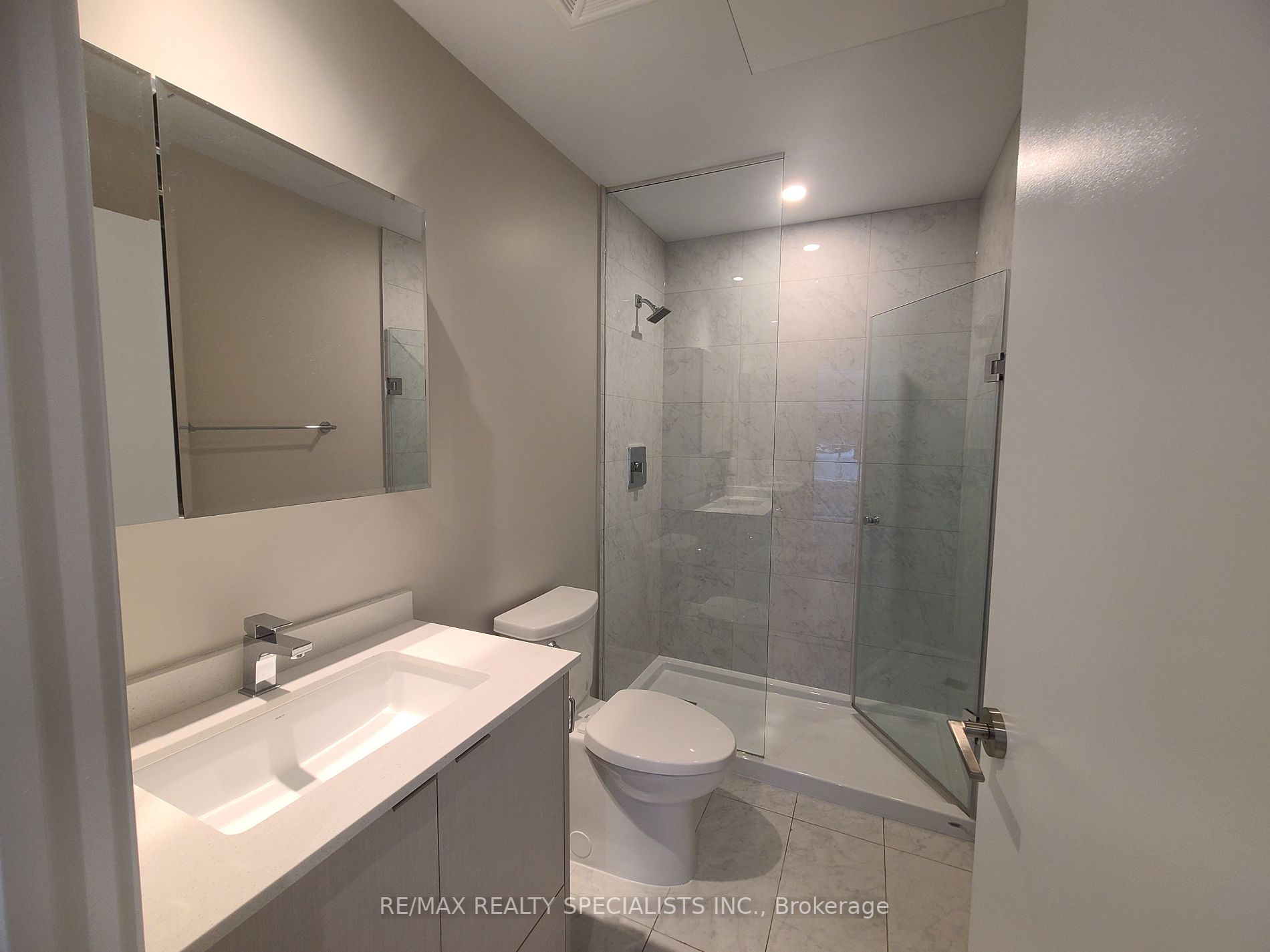 1926 Lakeshore Blvd, #3710