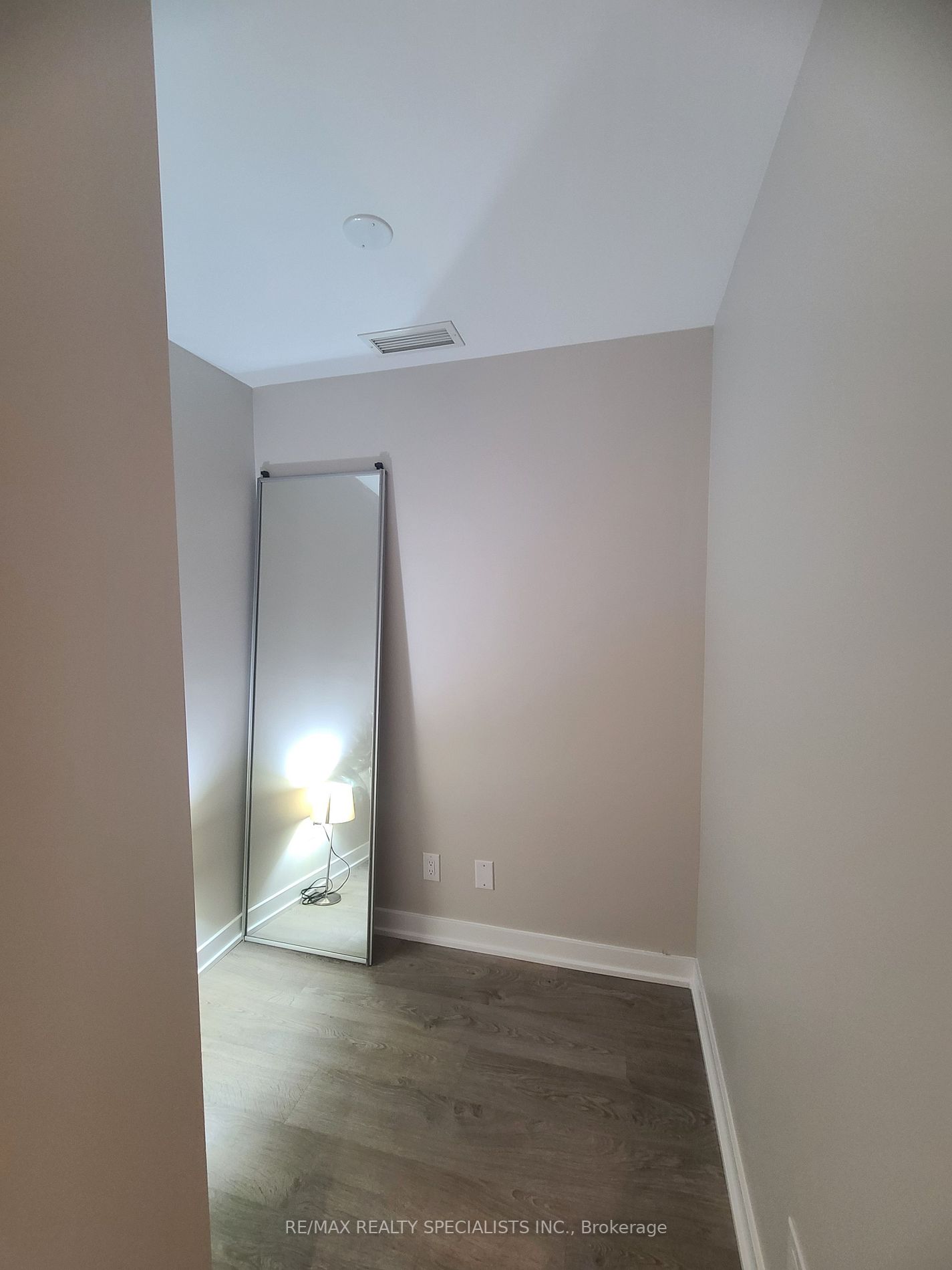 1926 Lakeshore Blvd, #3710