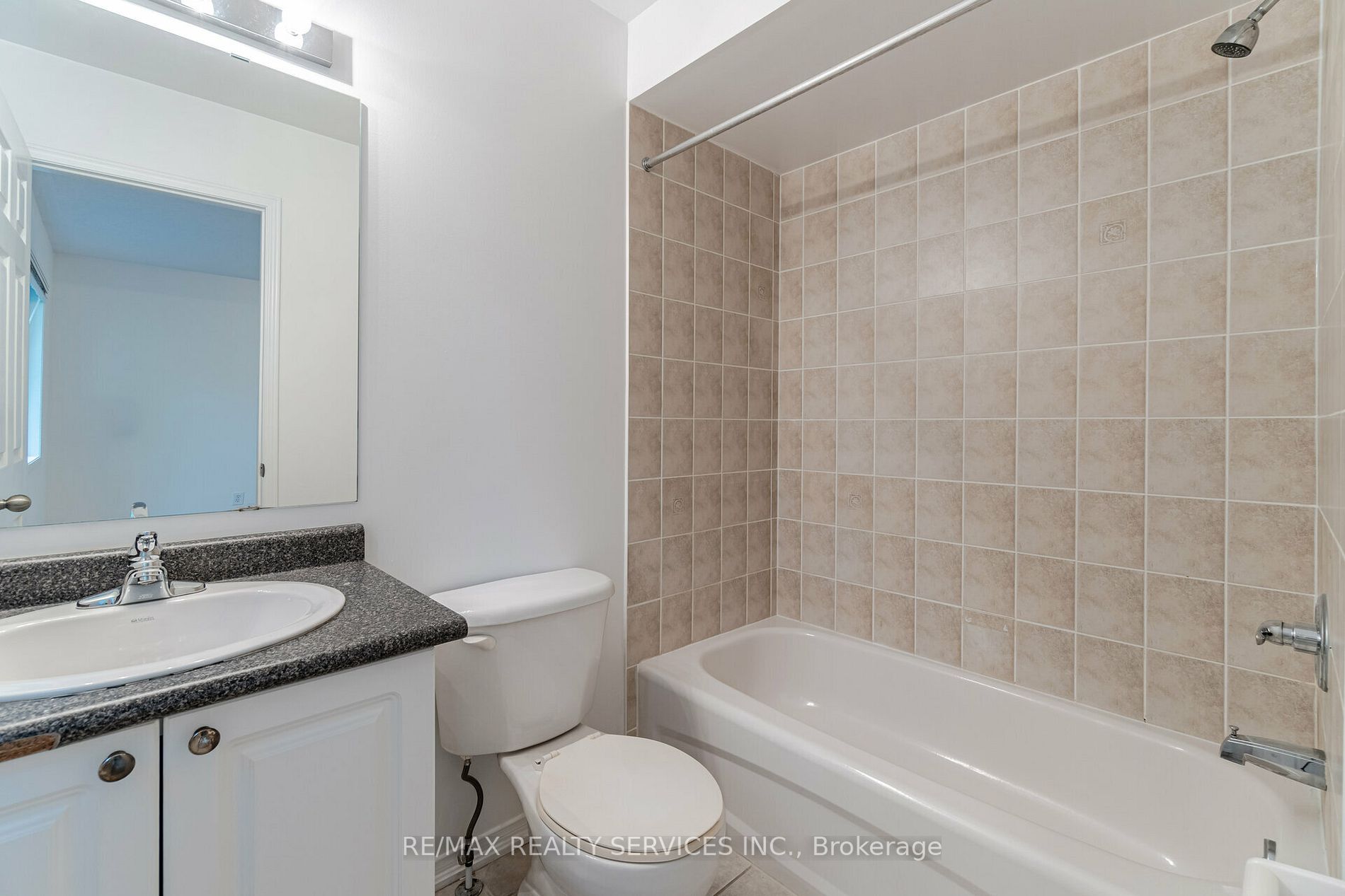 5255 Palmetto Pl, #126