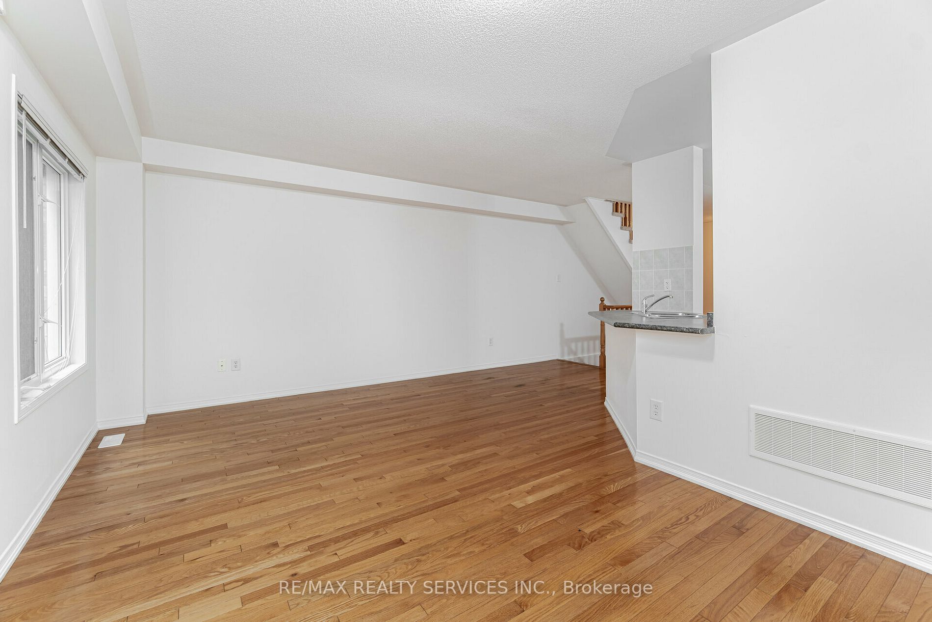 5255 Palmetto Pl, #126