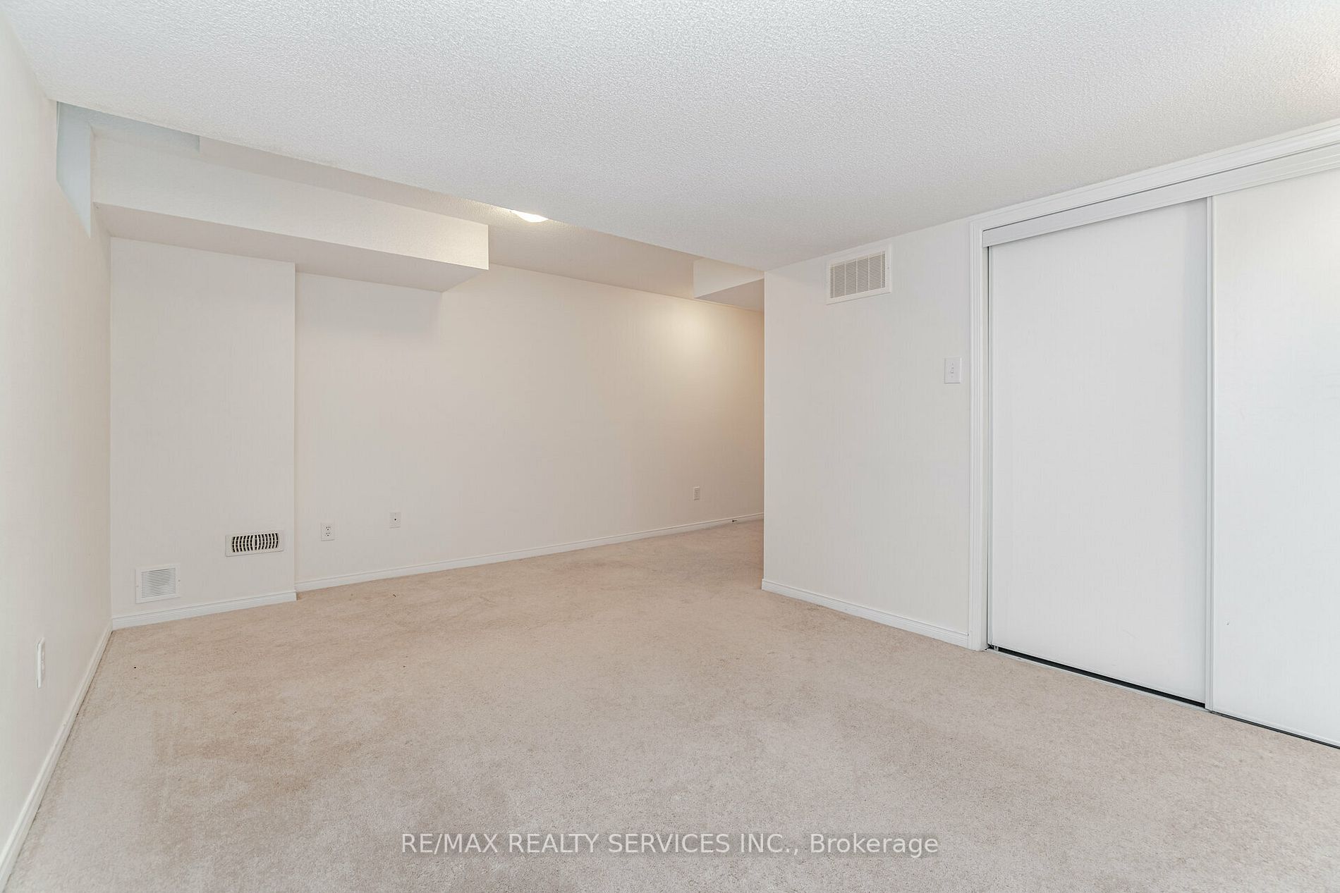 5255 Palmetto Pl, #126