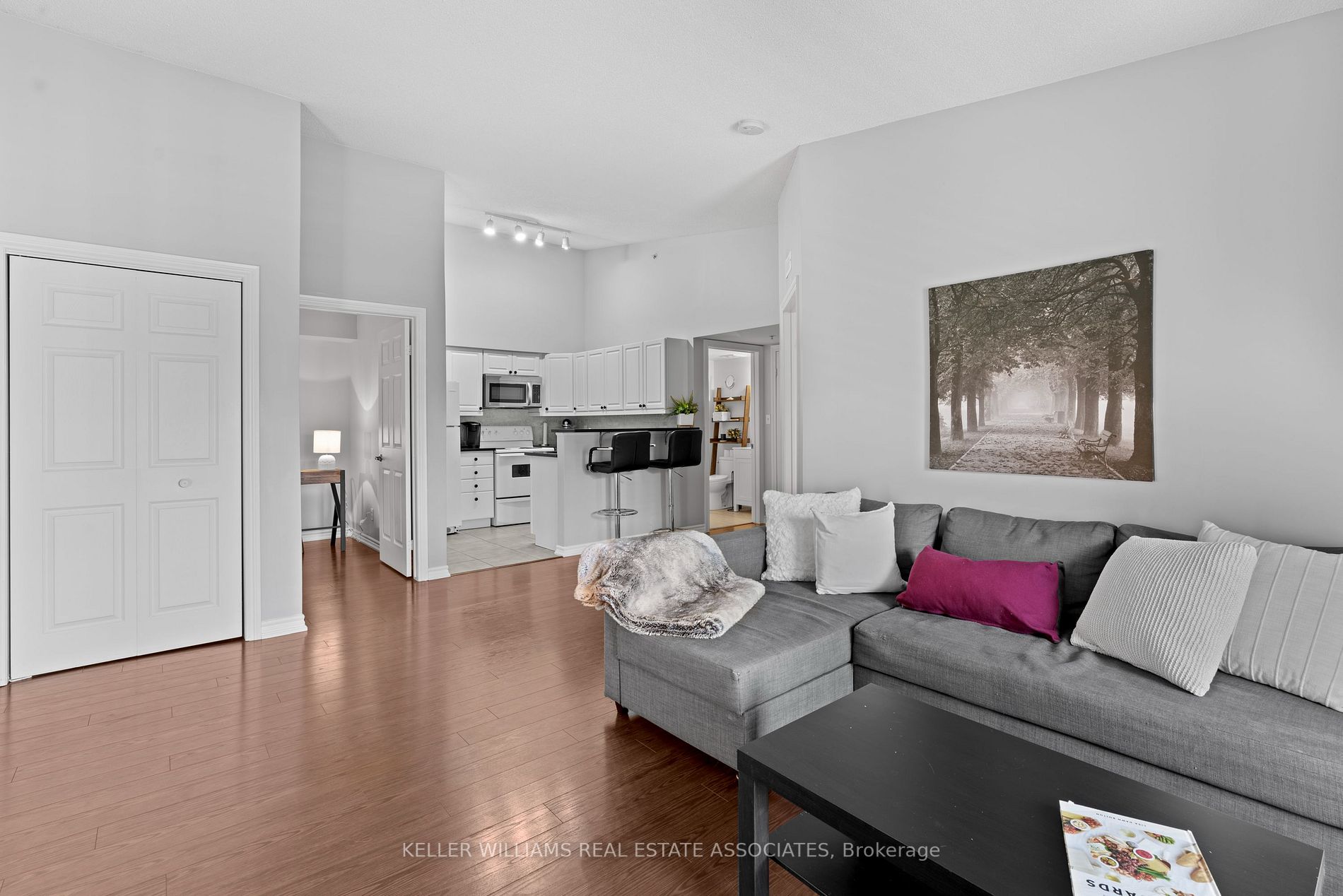 1490 Bishops Gate, #408