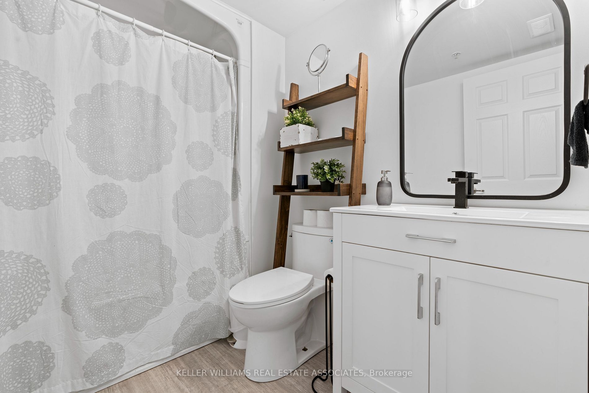 1490 Bishops Gate, #408