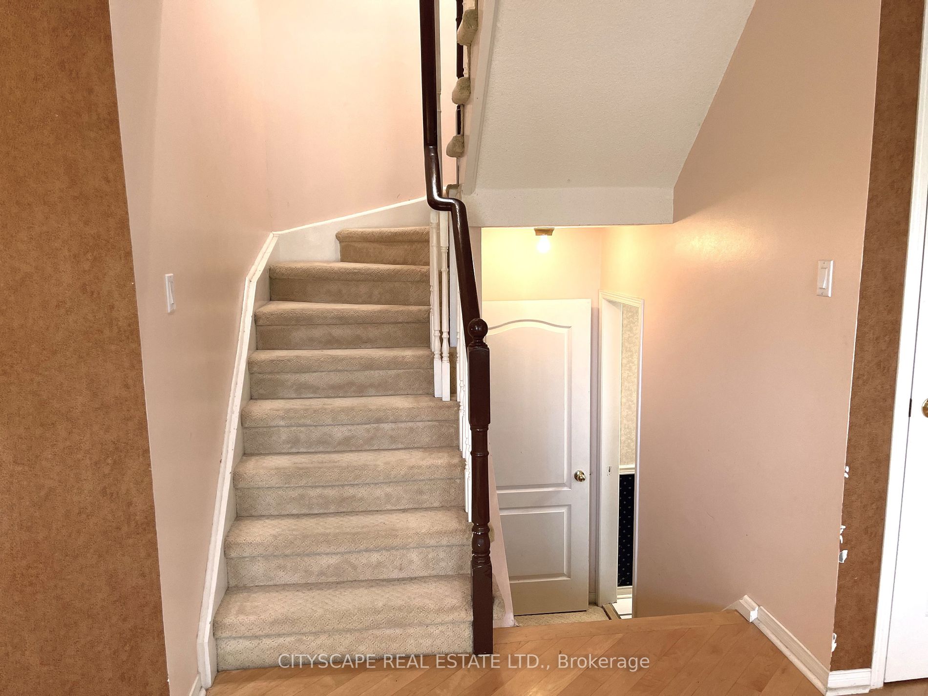 5230 Glen Erin Dr, #57