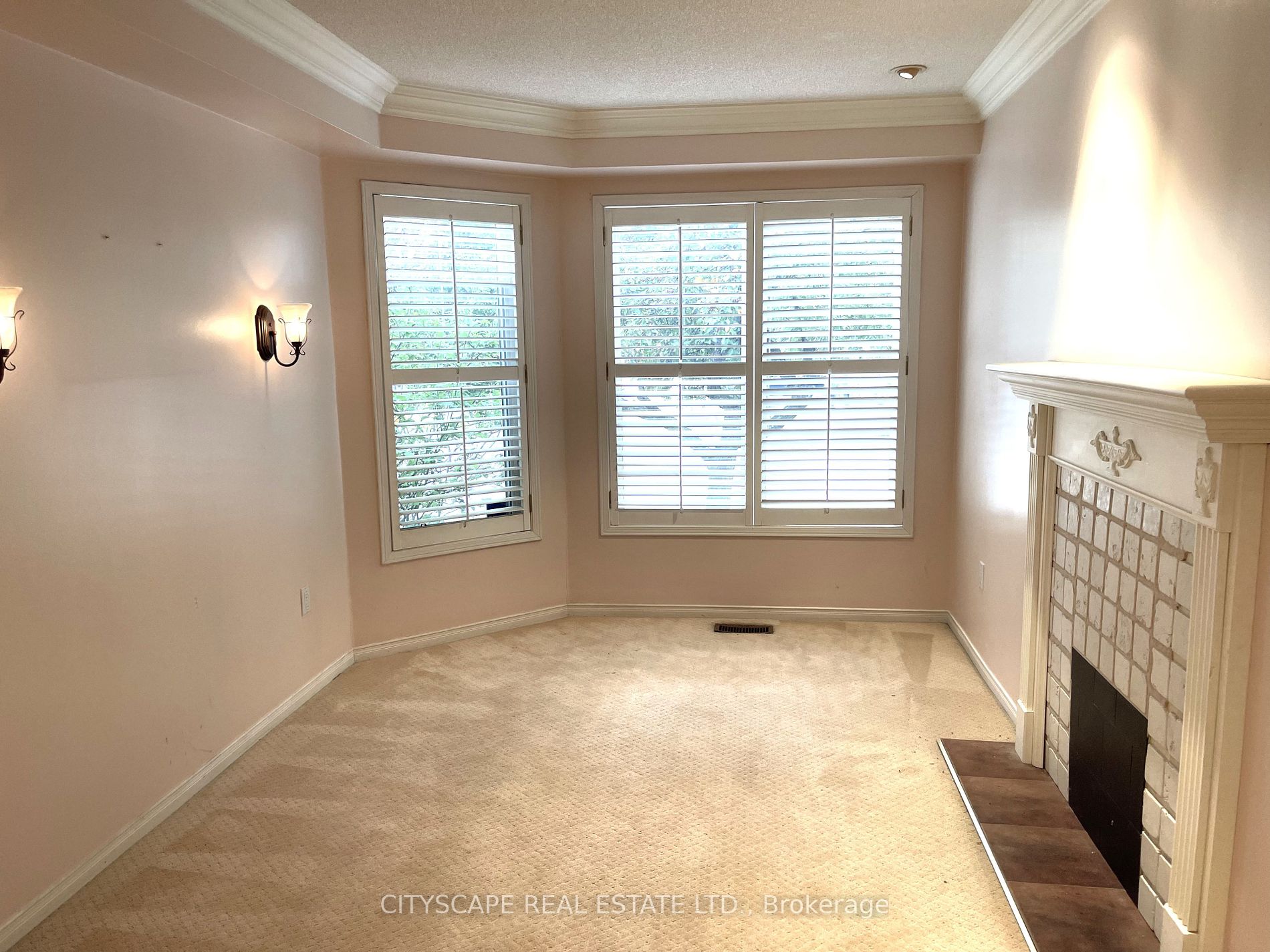5230 Glen Erin Dr, #57