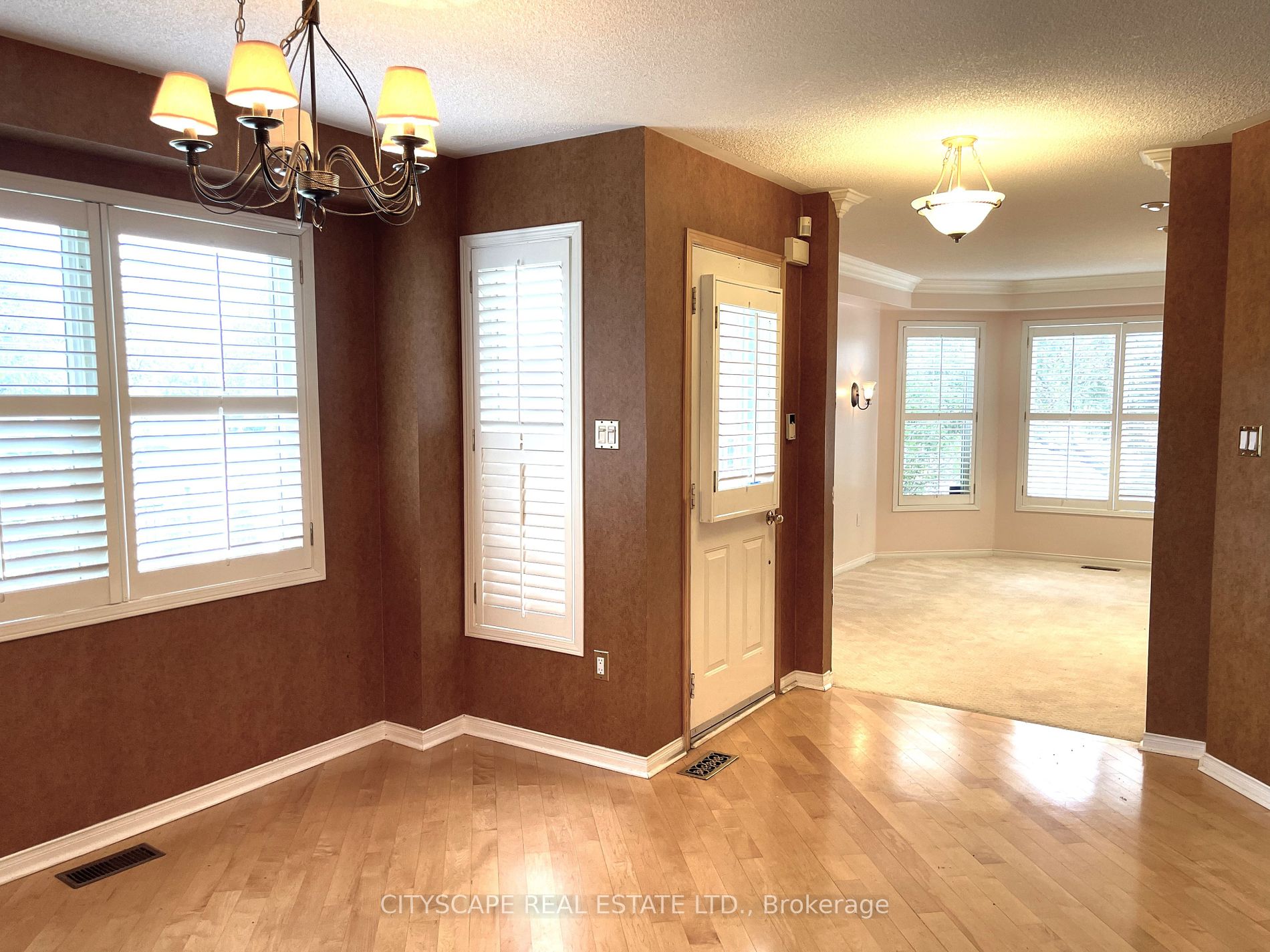 5230 Glen Erin Dr, #57