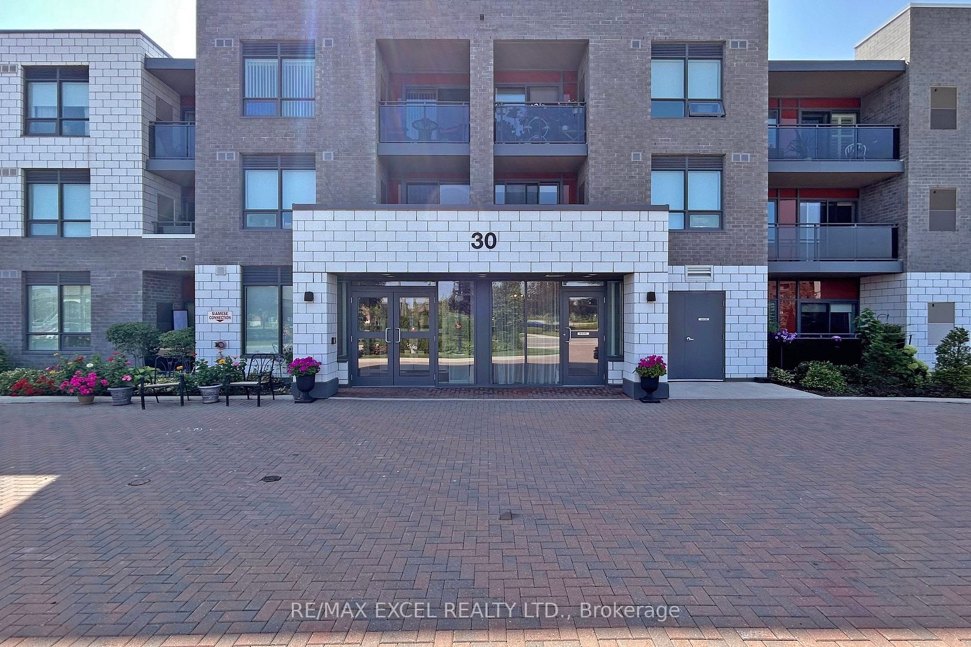 30 Via Rosedale N, #110