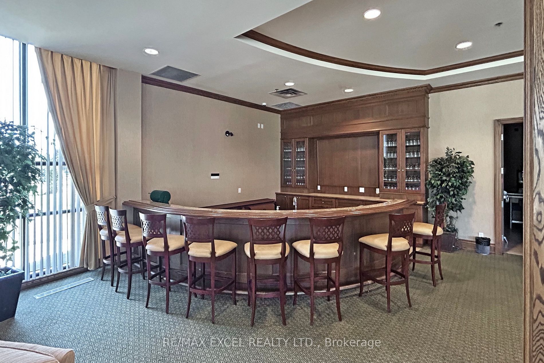 30 Via Rosedale N, #110