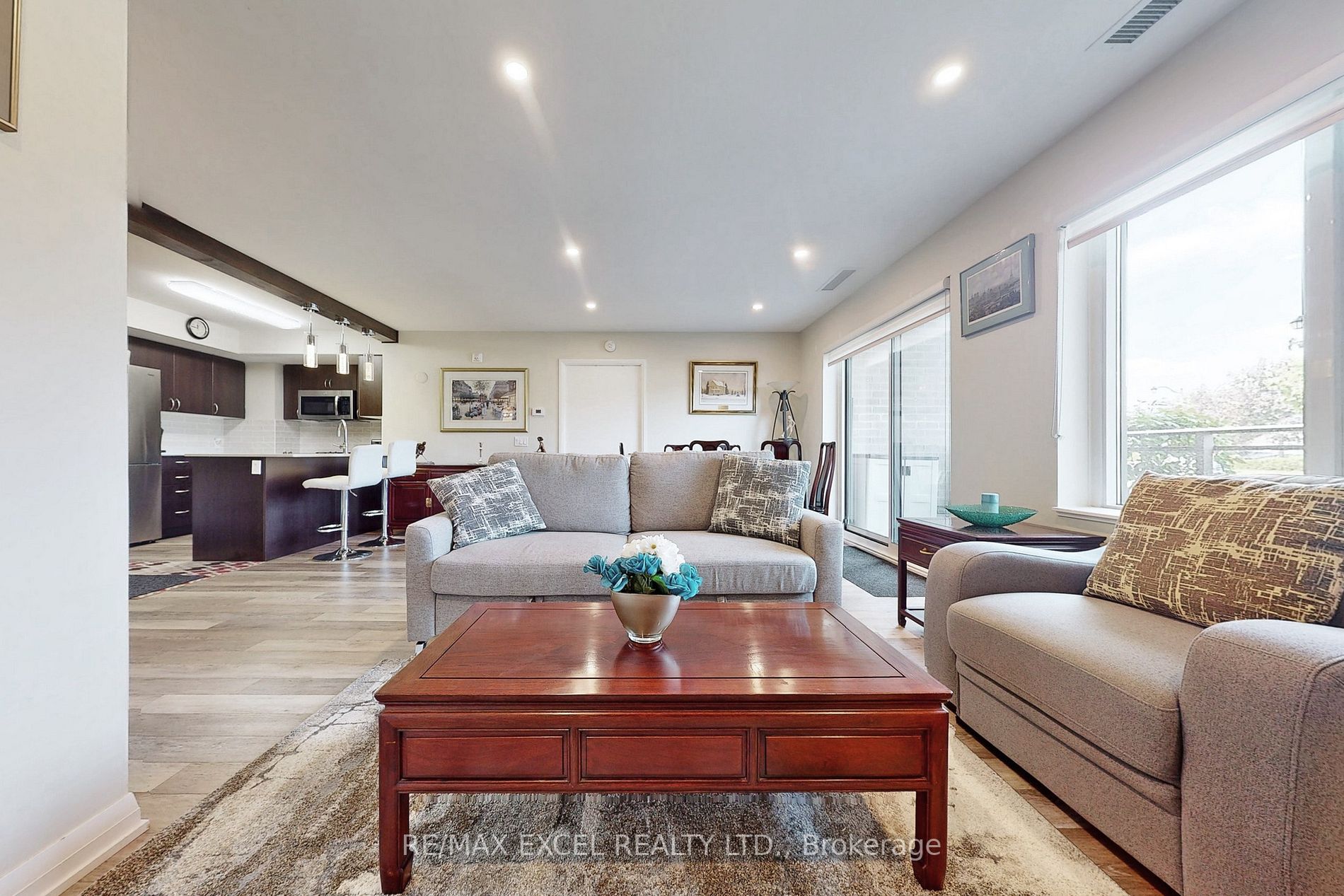 30 Via Rosedale N, #110