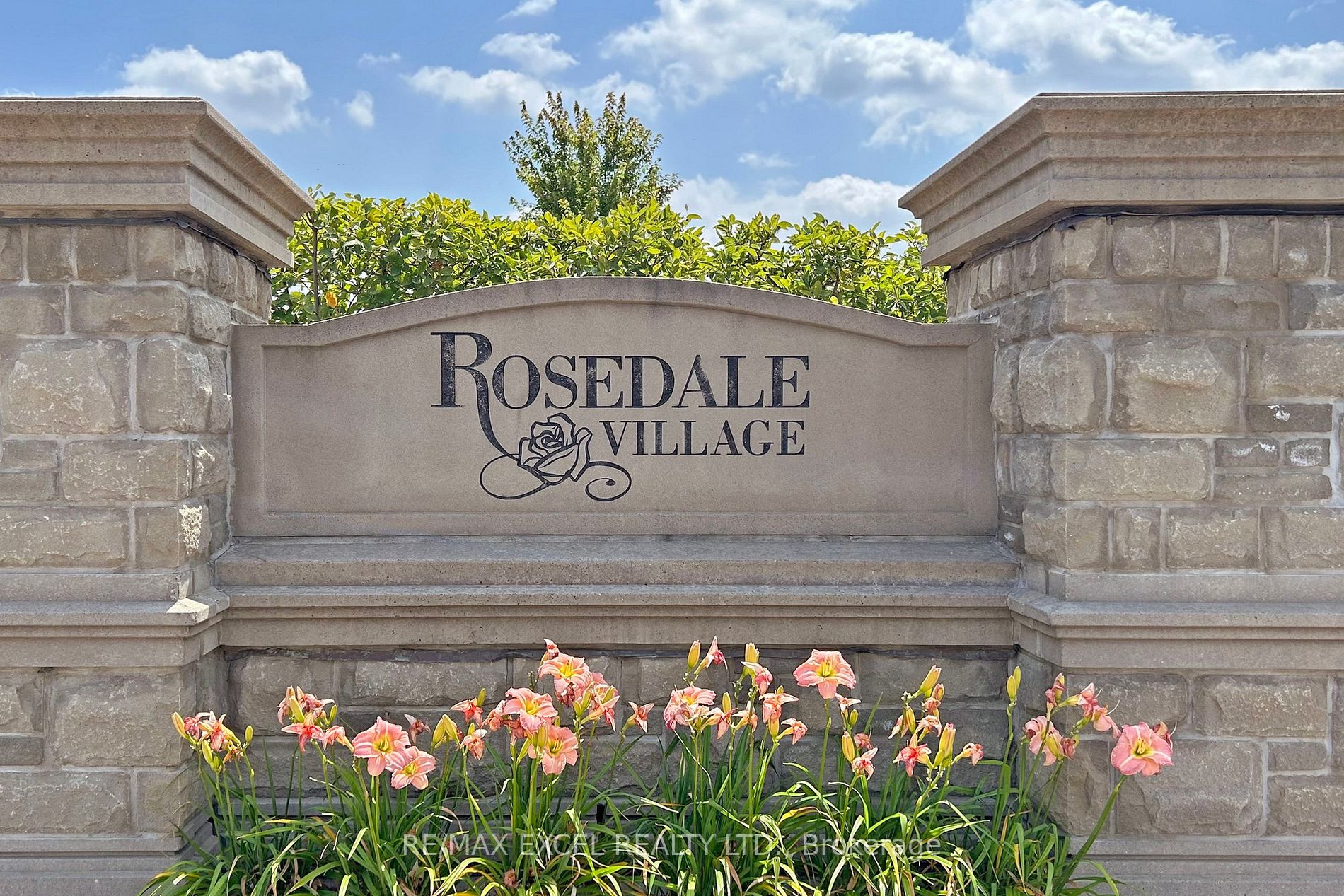 30 Via Rosedale N, #110