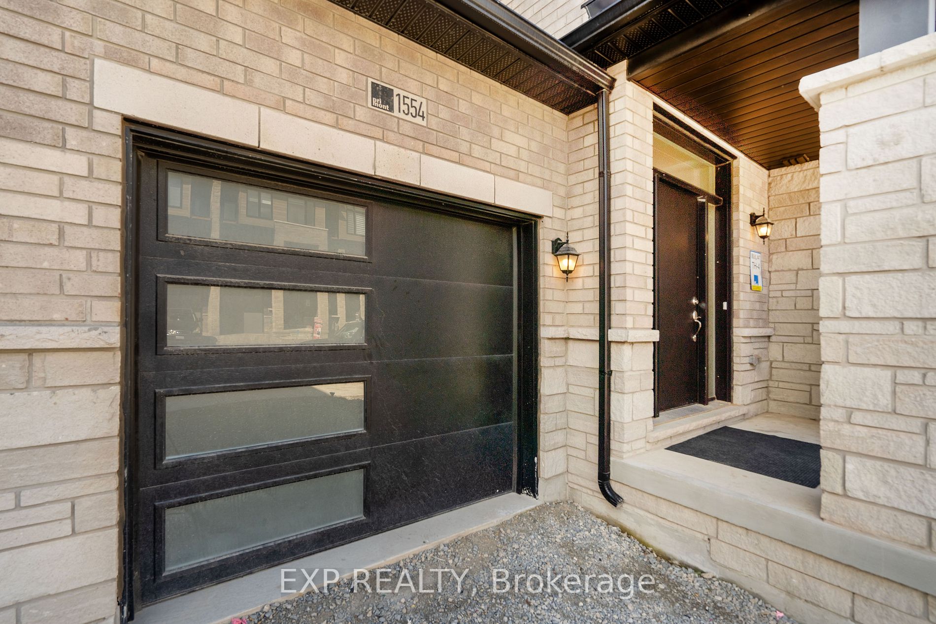 1554 Labine Pt
