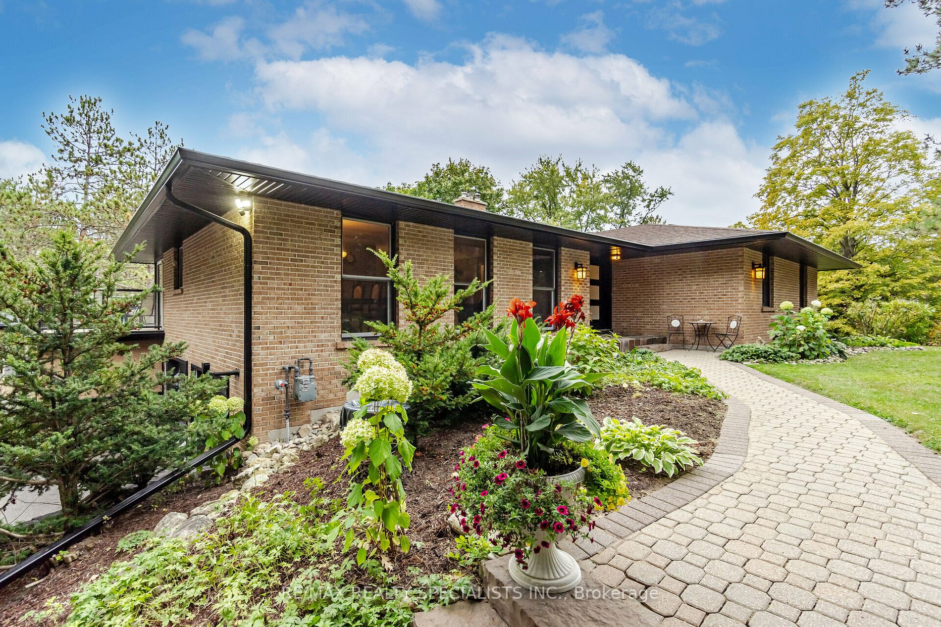 44 Gibson Lake Dr