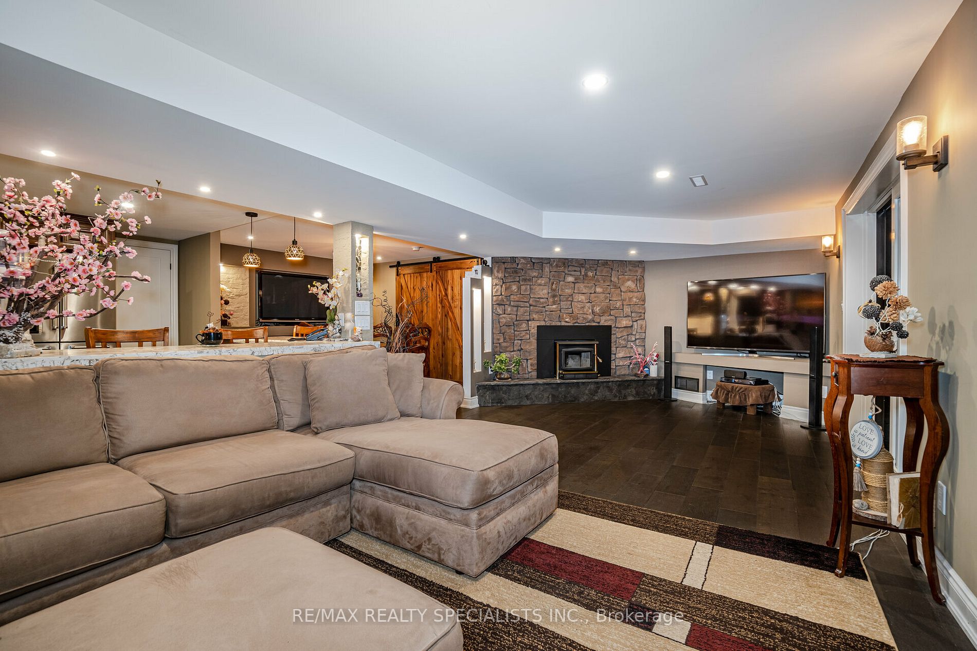 44 Gibson Lake Dr