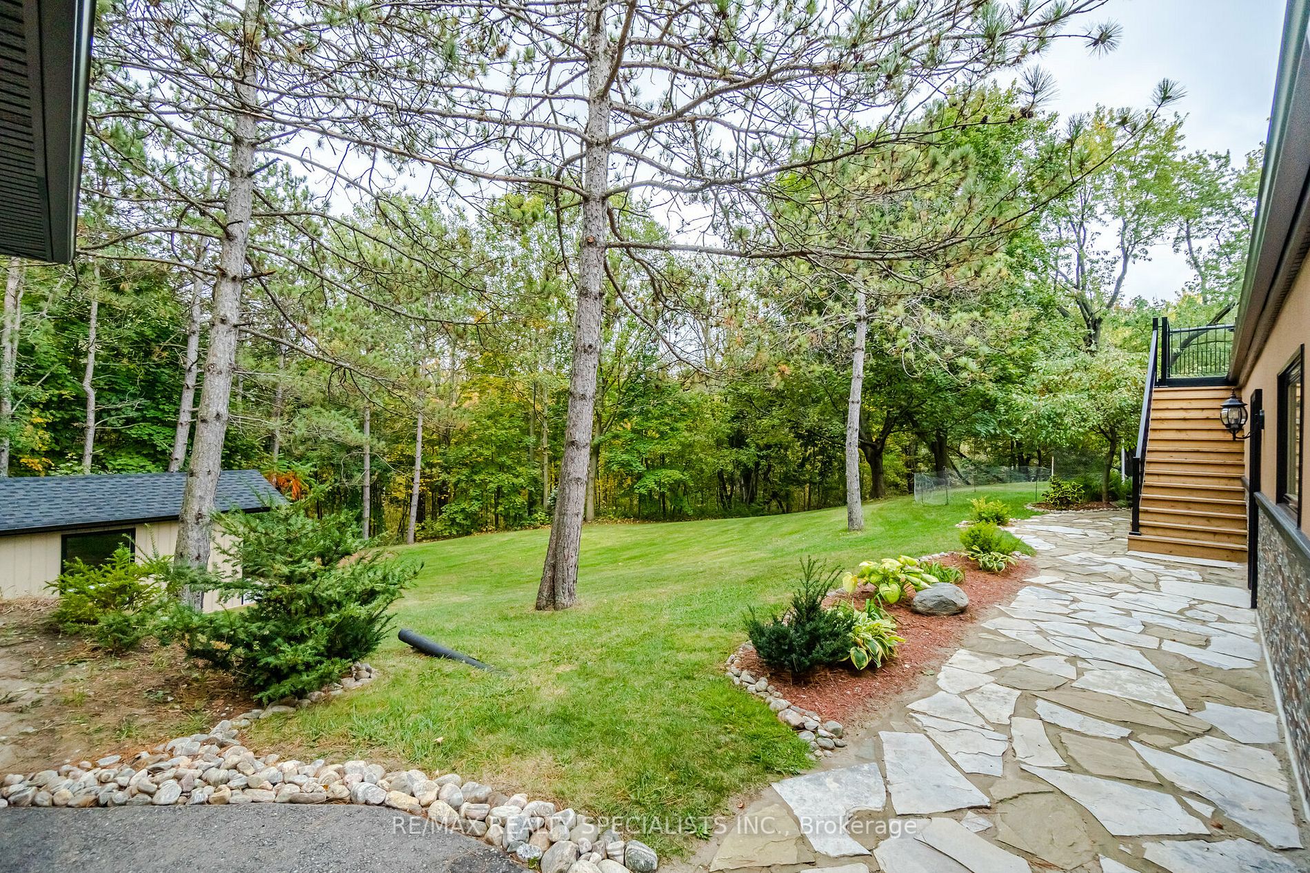 44 Gibson Lake Dr