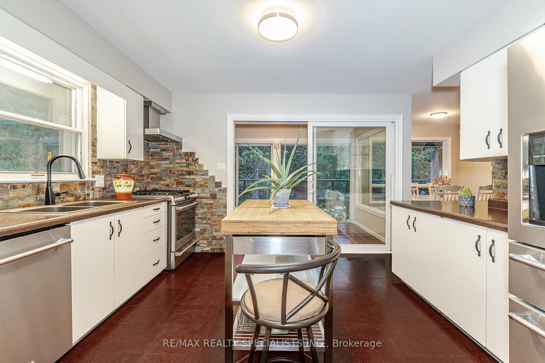 44 Gibson Lake Dr