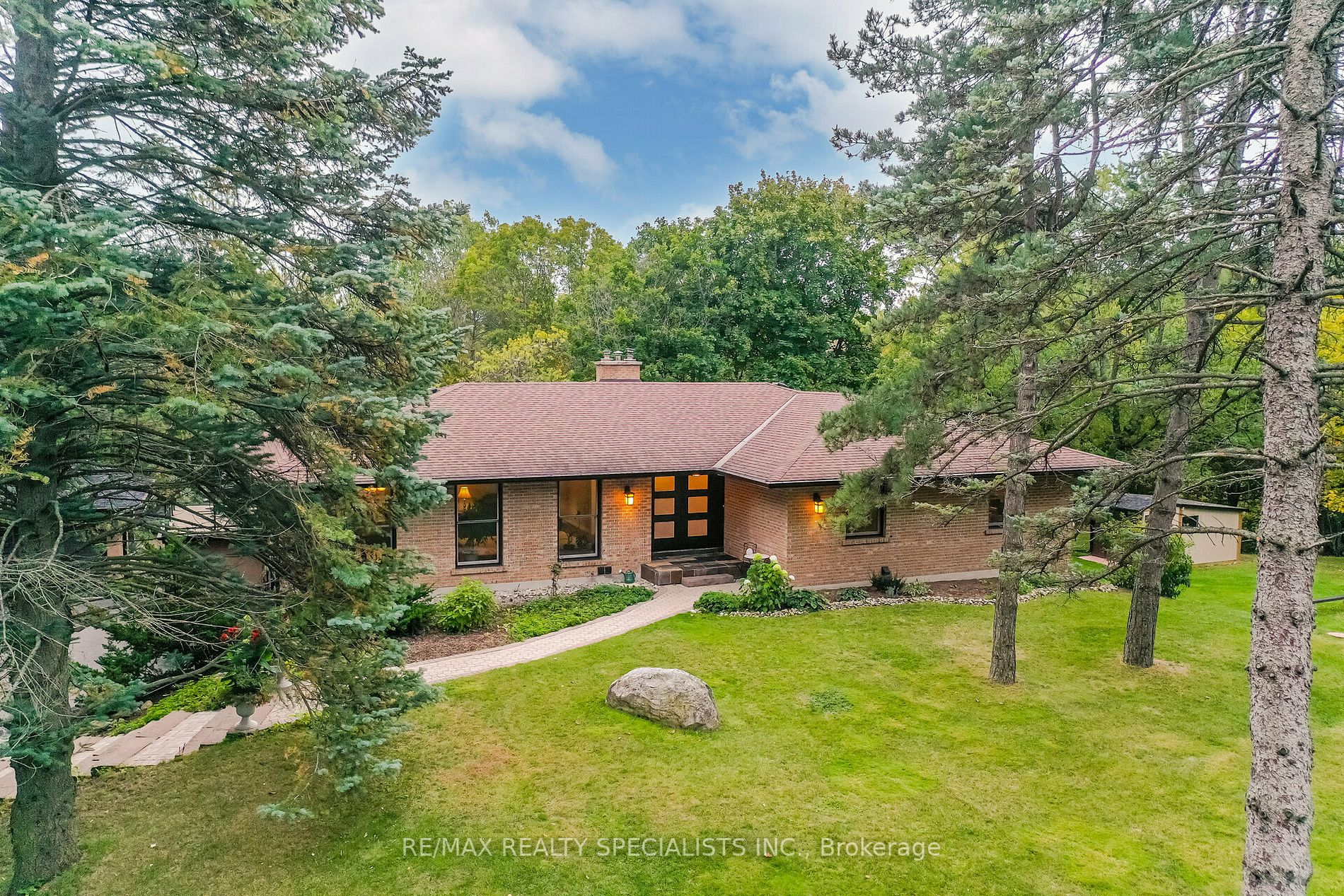 44 Gibson Lake Dr