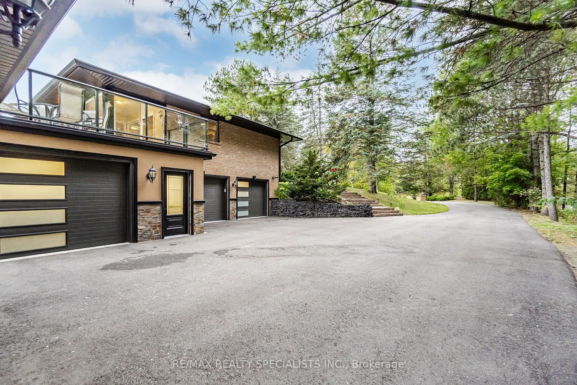 44 Gibson Lake Dr