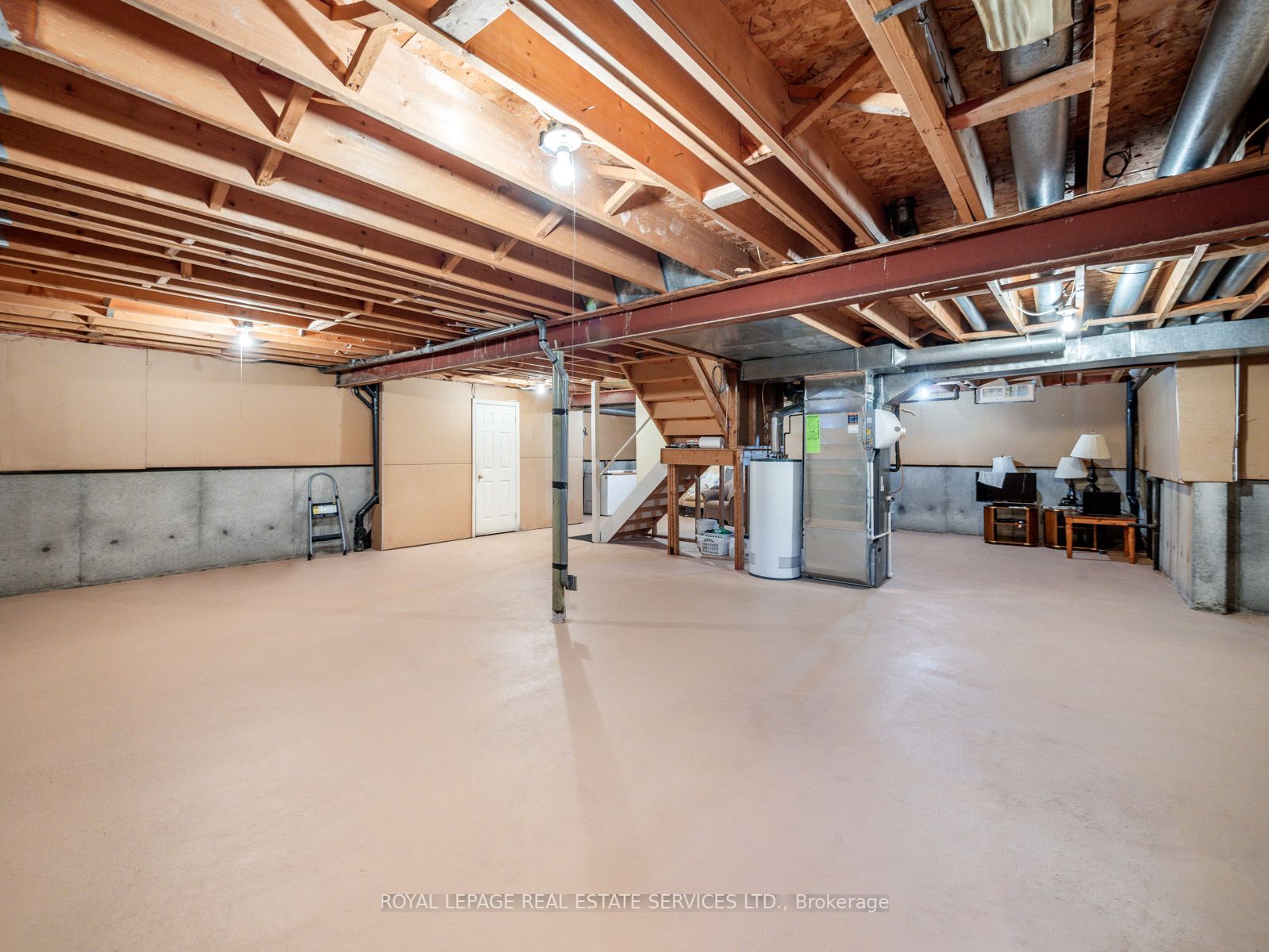 3955 Glamis Crt