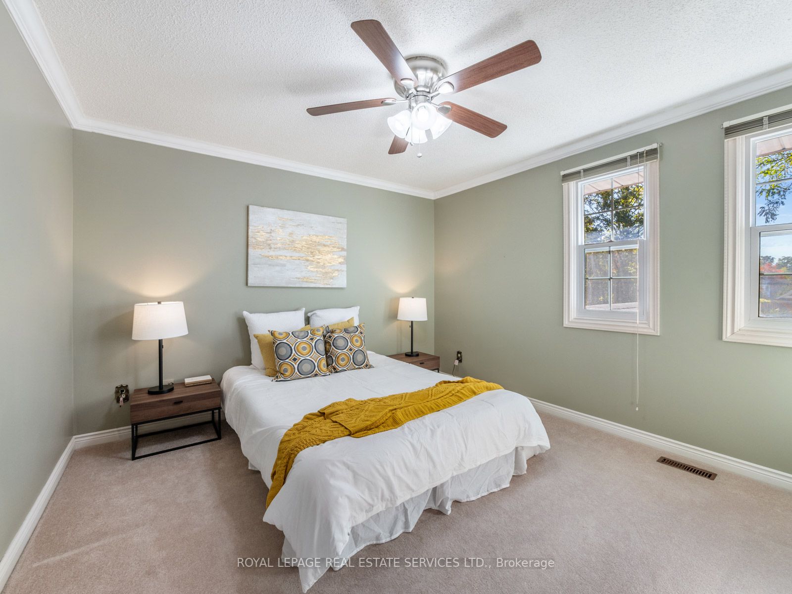3955 Glamis Crt