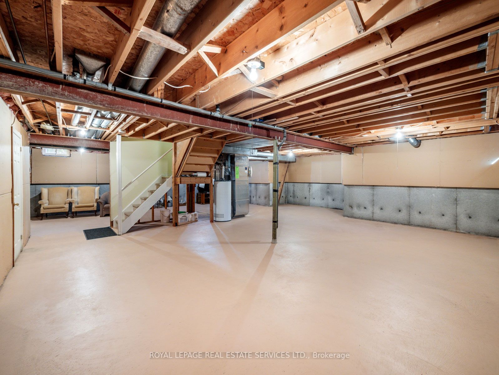 3955 Glamis Crt