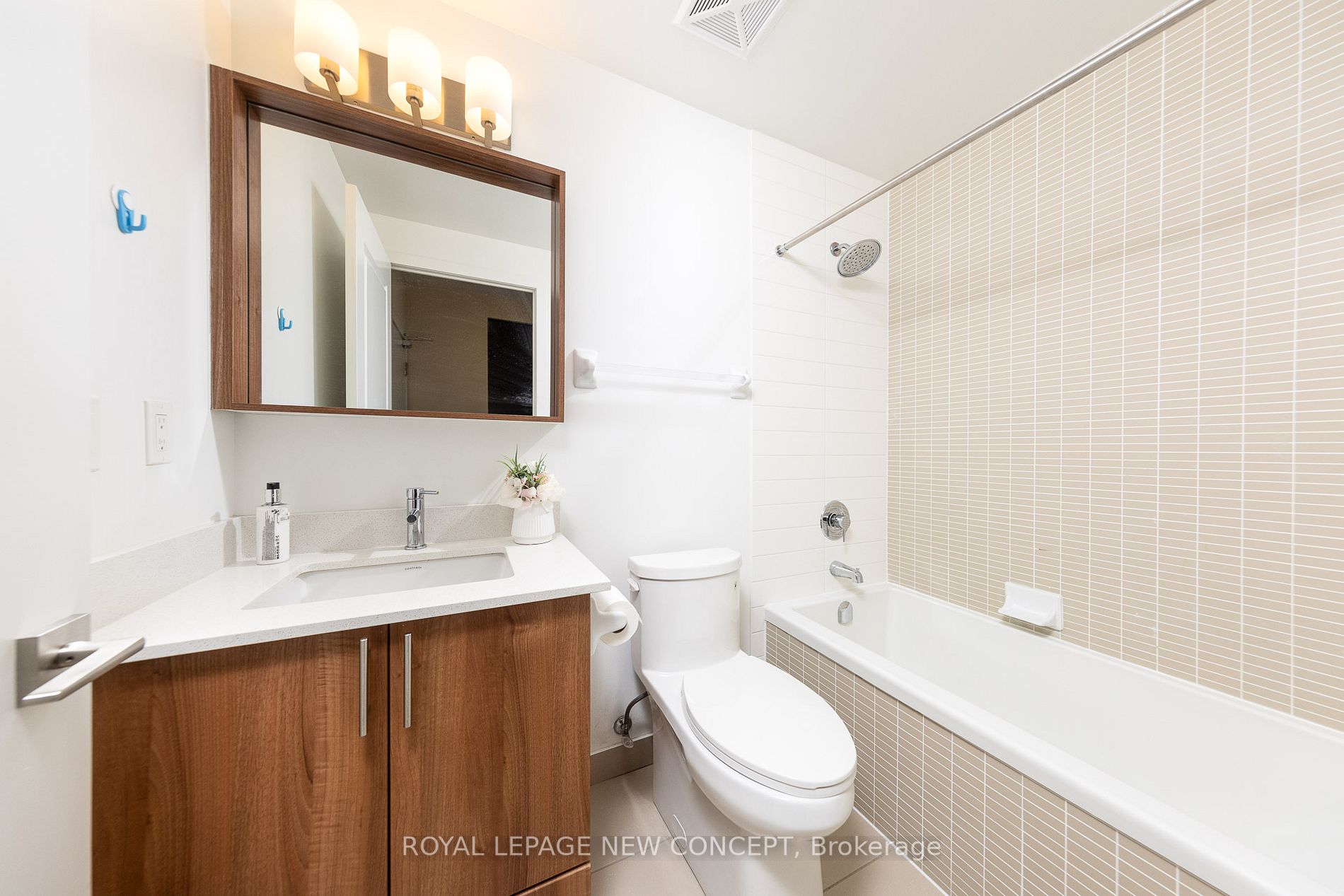 4655 Glen Erin Dr, #Ph06