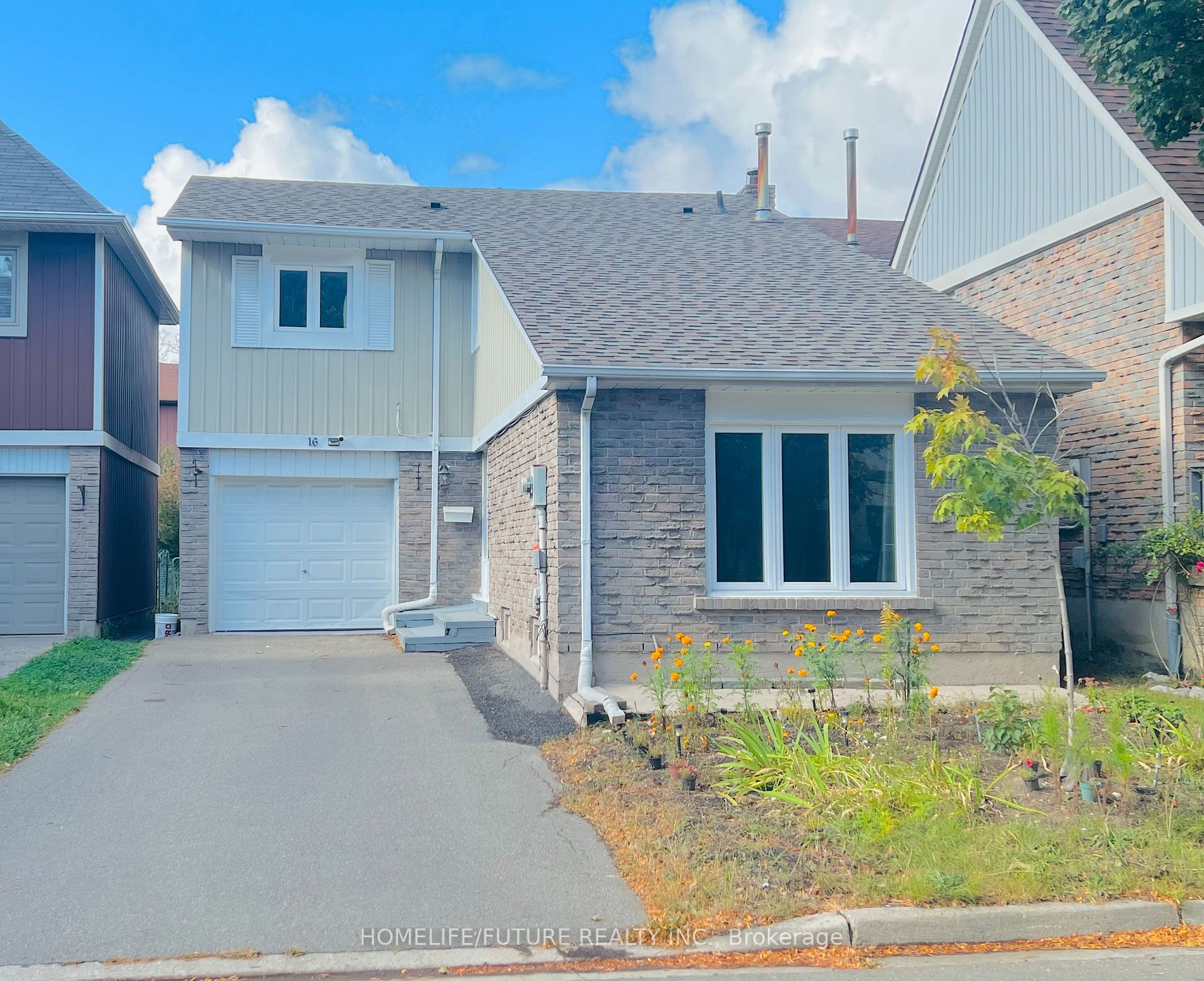 16 Newington Crescent