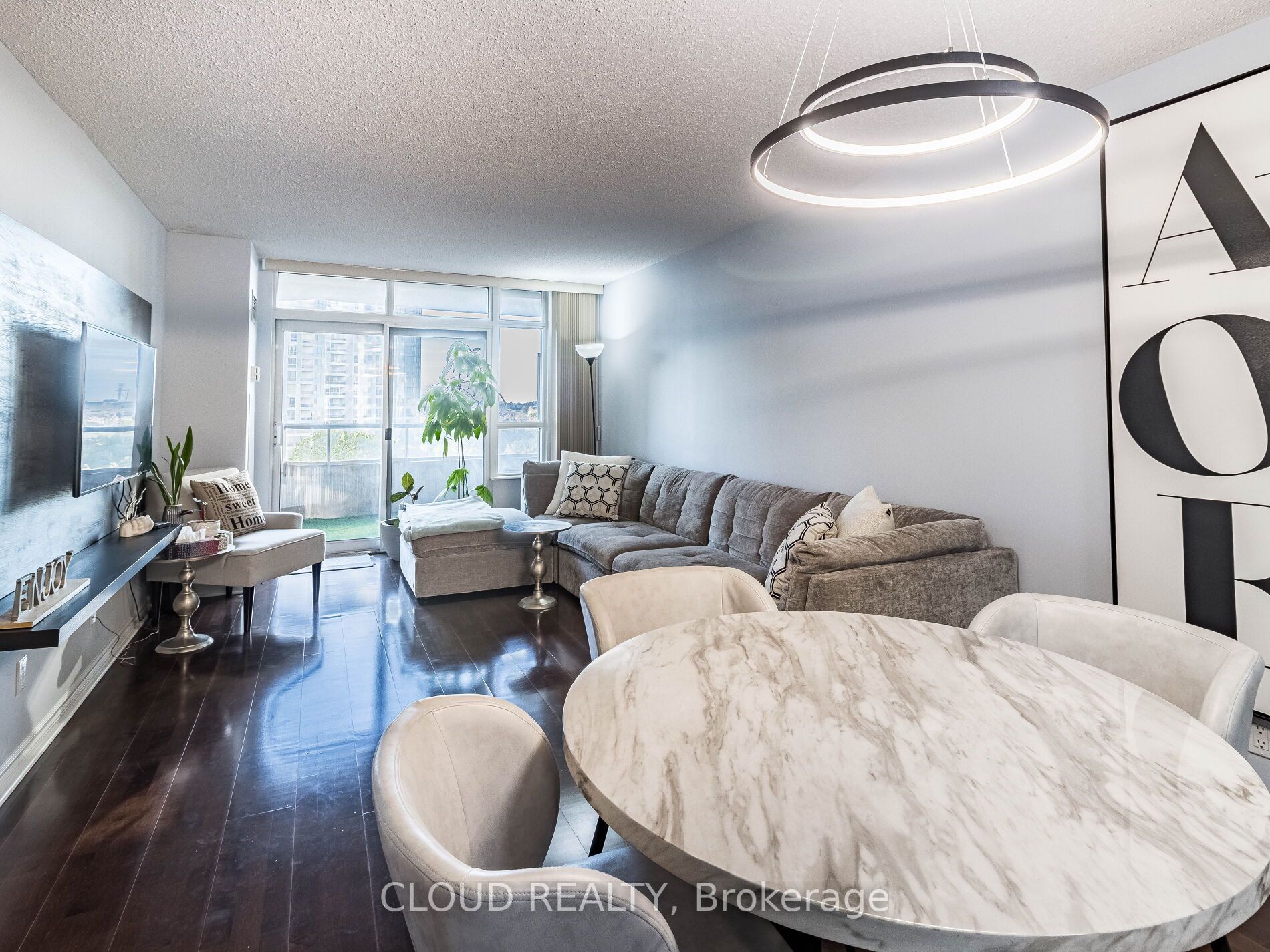 35 Kingsbridge Garden Circle, #701
