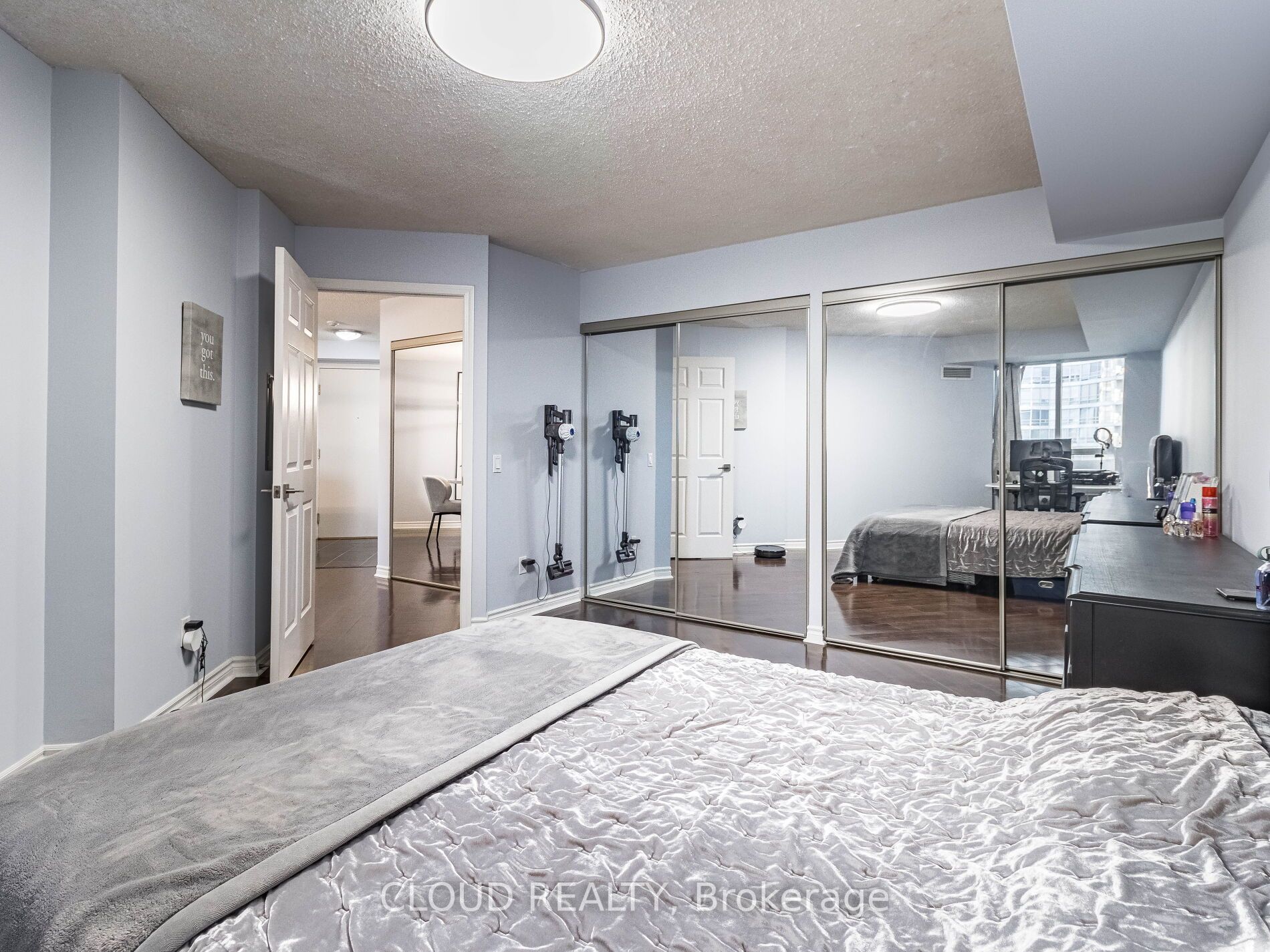 35 Kingsbridge Garden Circle, #701