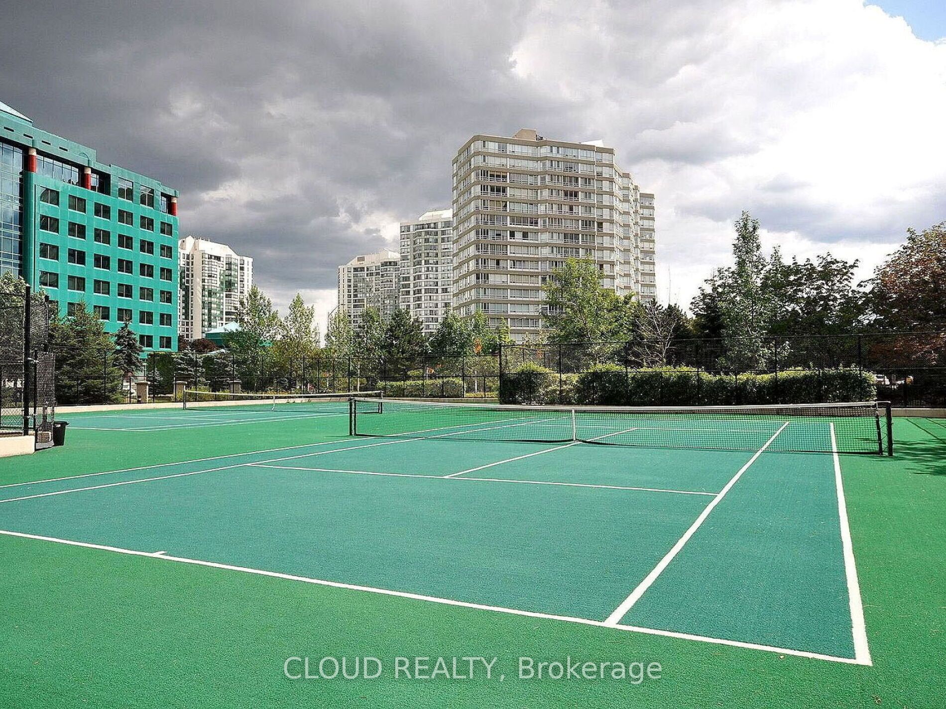 35 Kingsbridge Garden Circle, #701