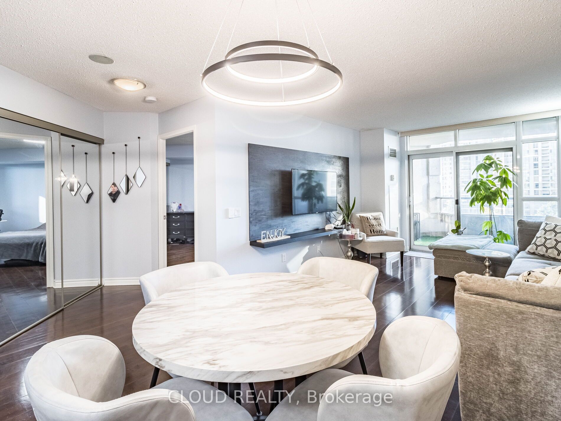 35 Kingsbridge Garden Circle, #701