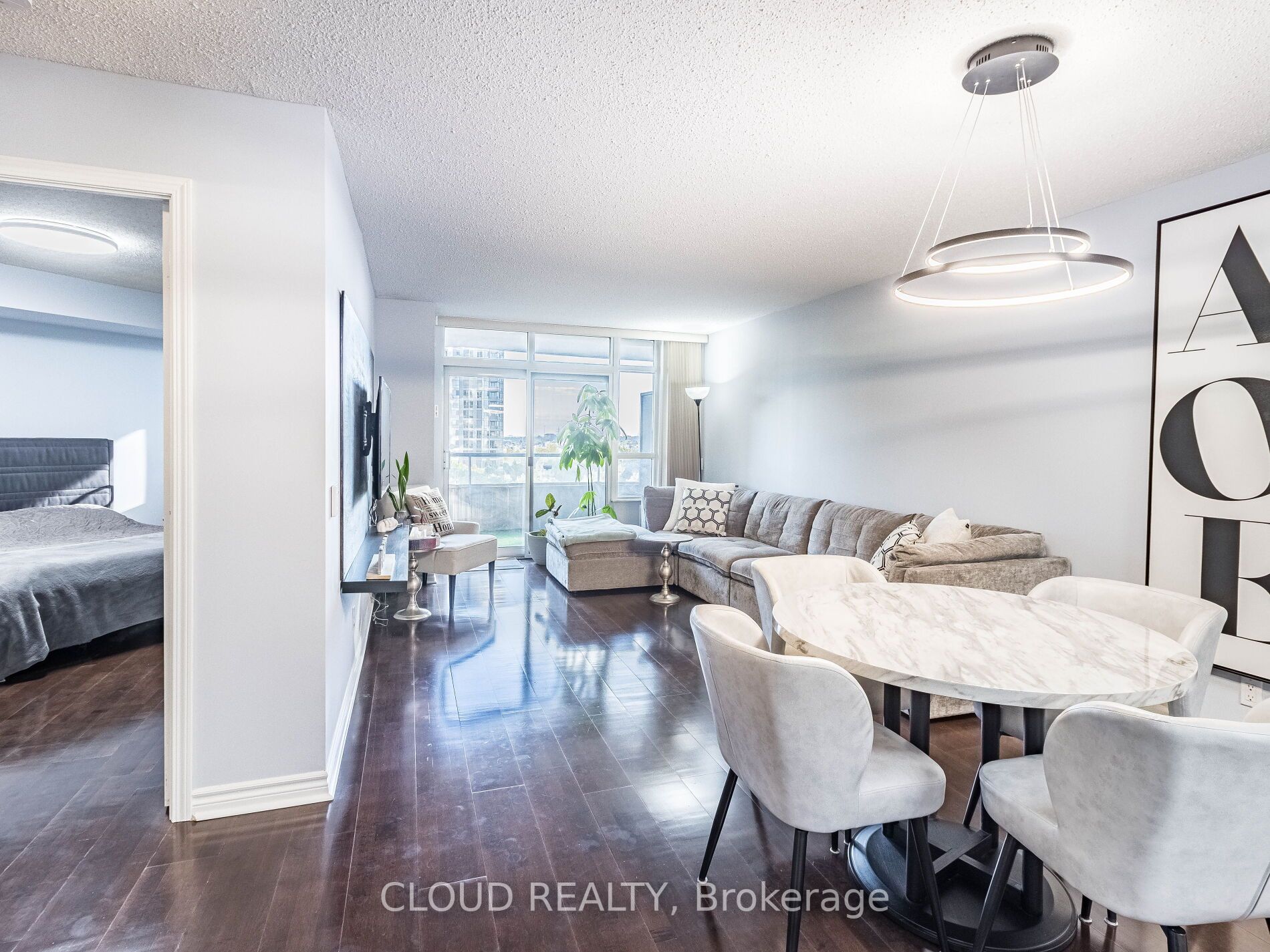 35 Kingsbridge Garden Circle, #701