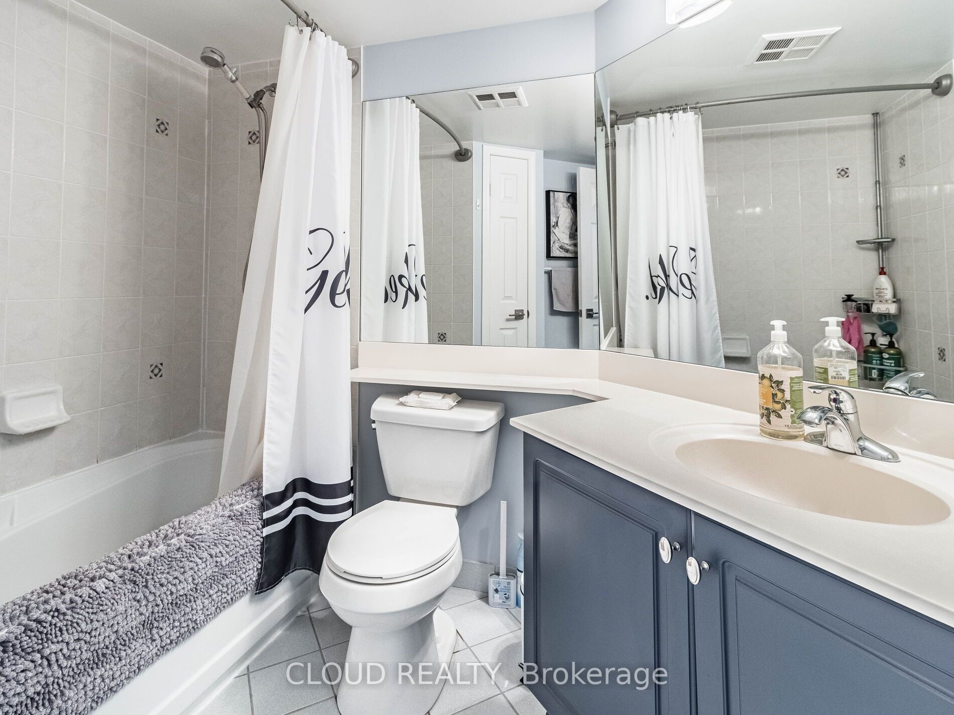 35 Kingsbridge Garden Circle, #701