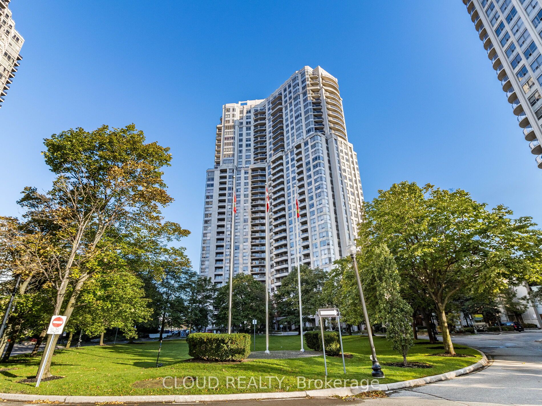 35 Kingsbridge Garden Circle, #701