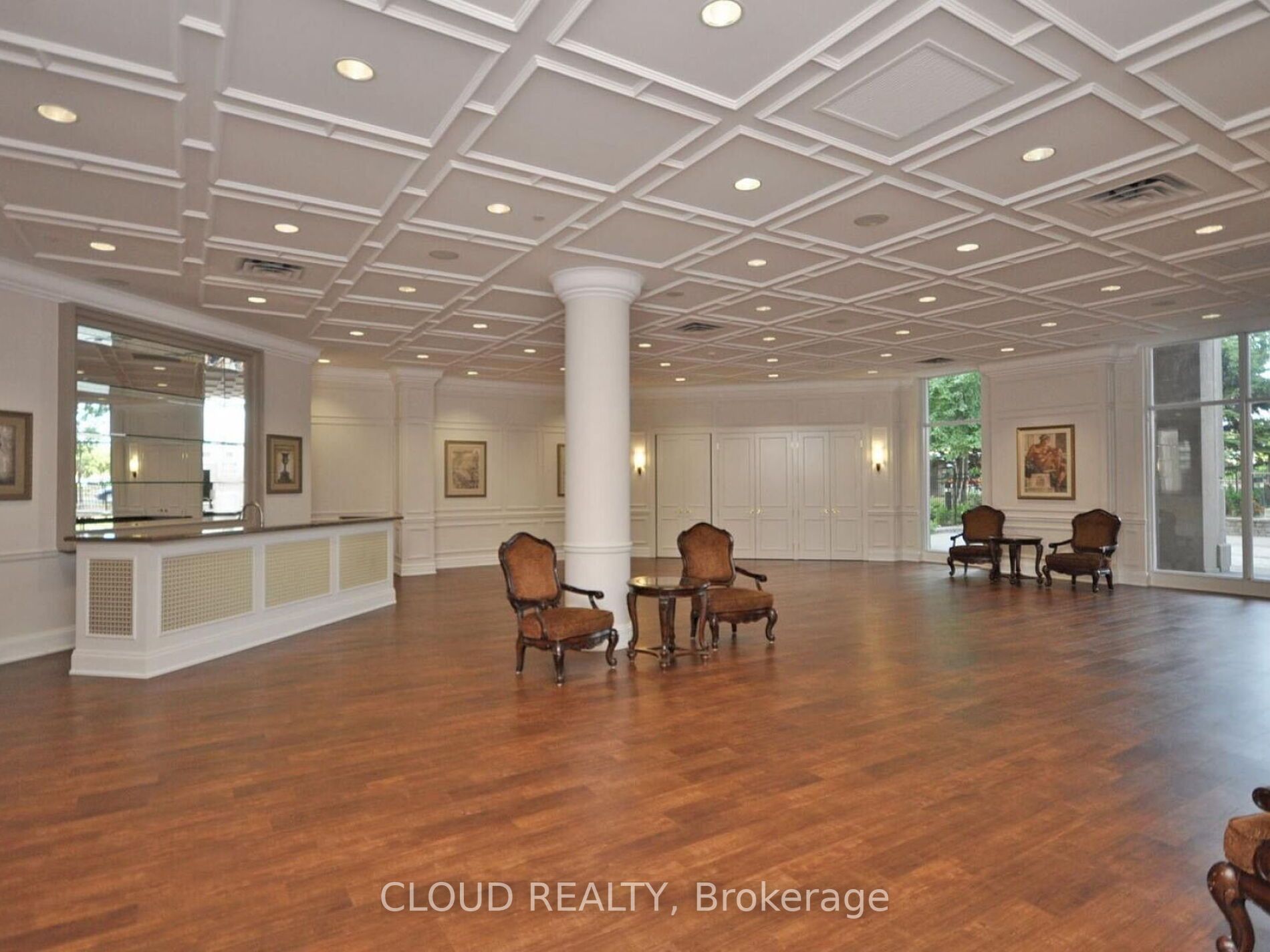 35 Kingsbridge Garden Circle, #701