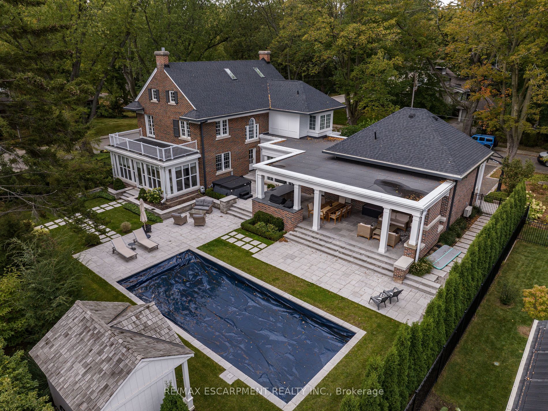 291 Hart Avenue