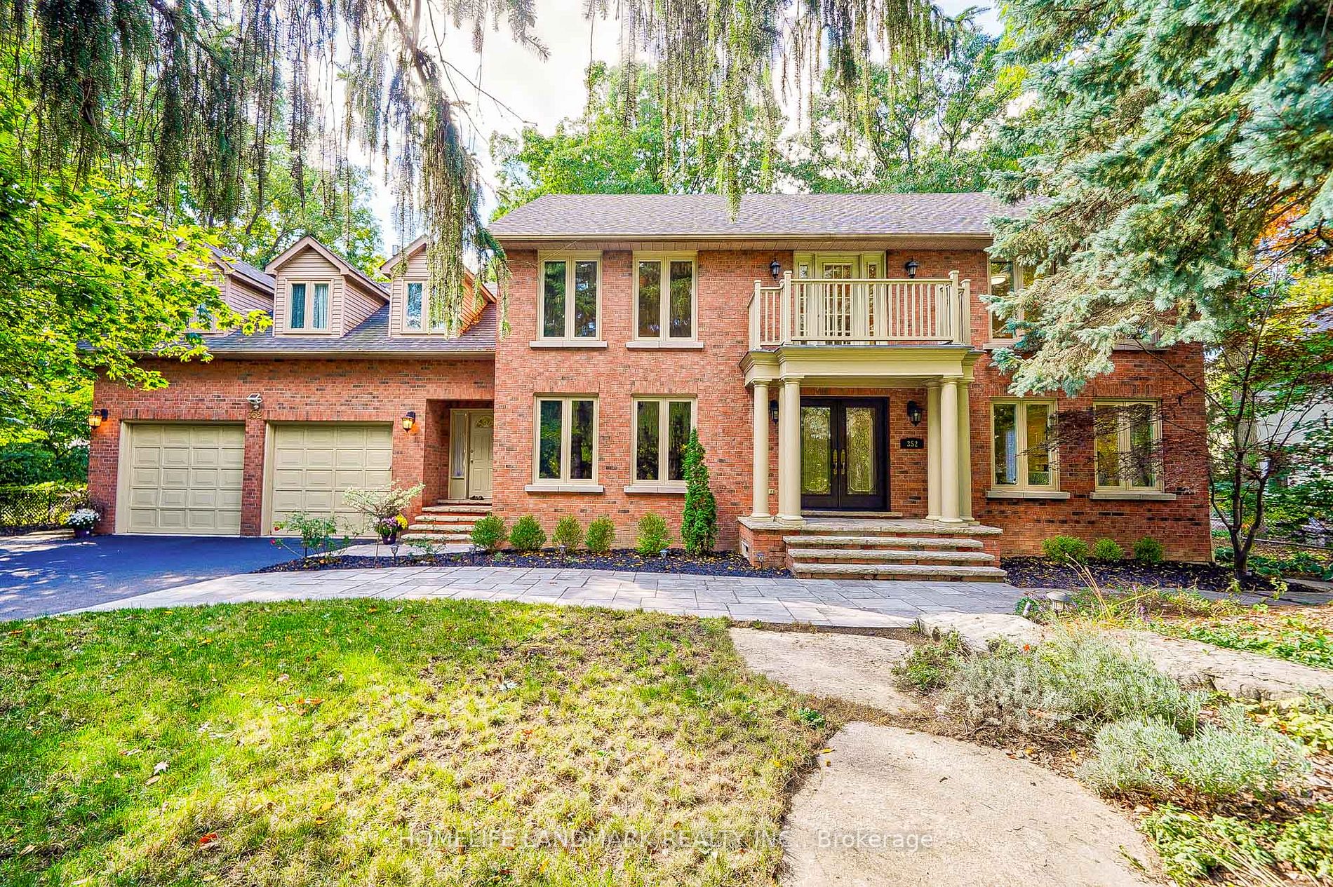 352 Maple Grove Dr