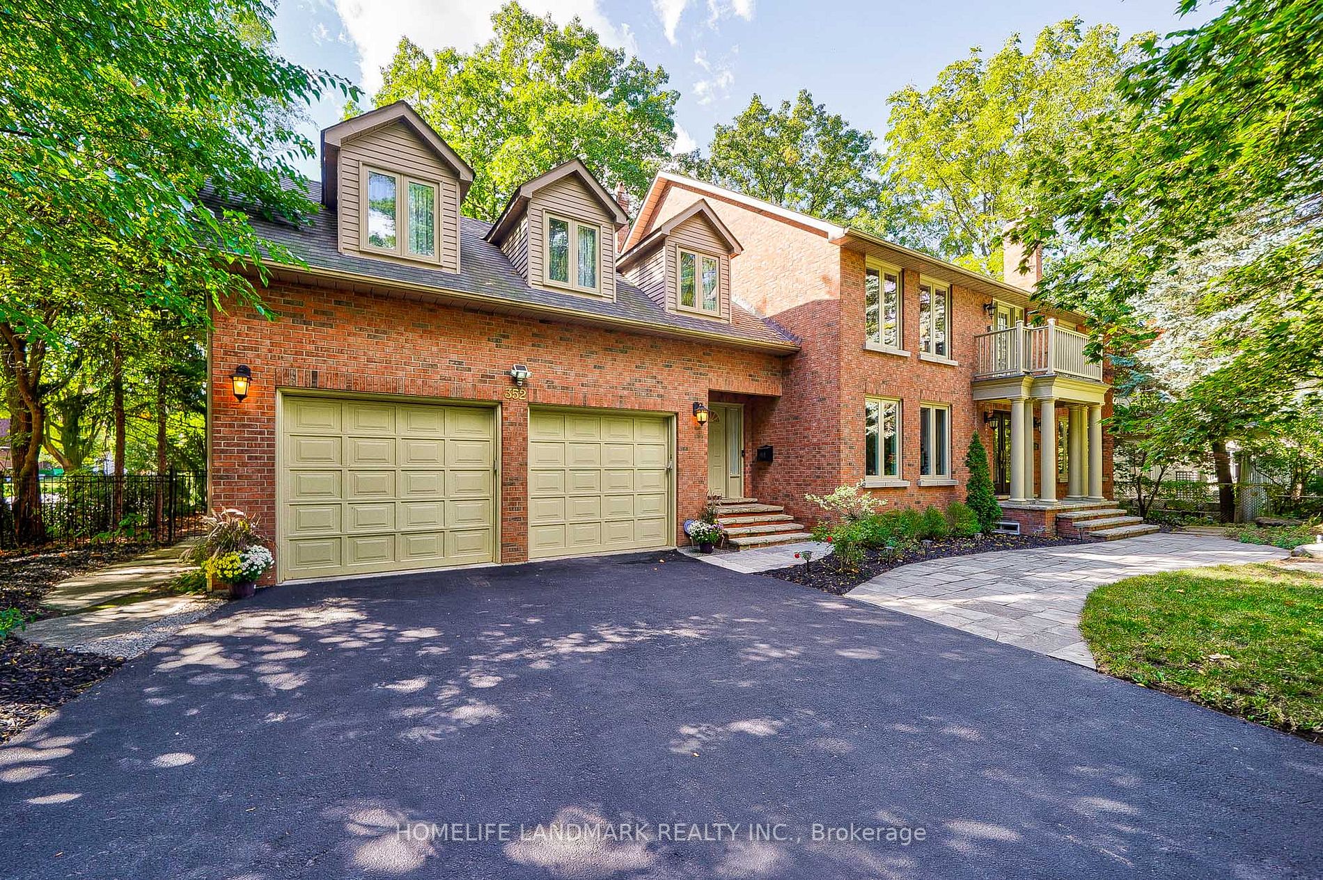 352 Maple Grove Dr
