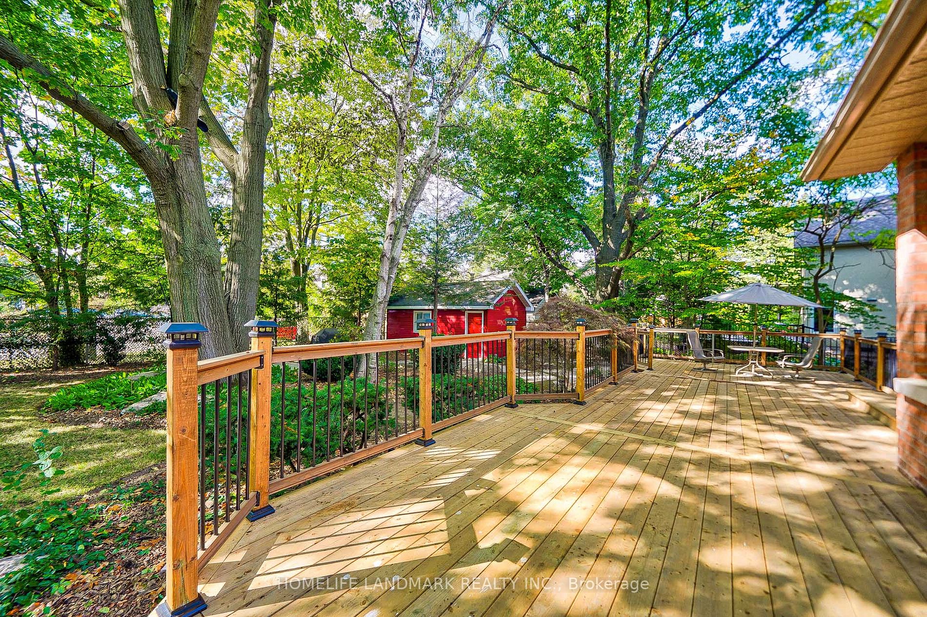 352 Maple Grove Dr