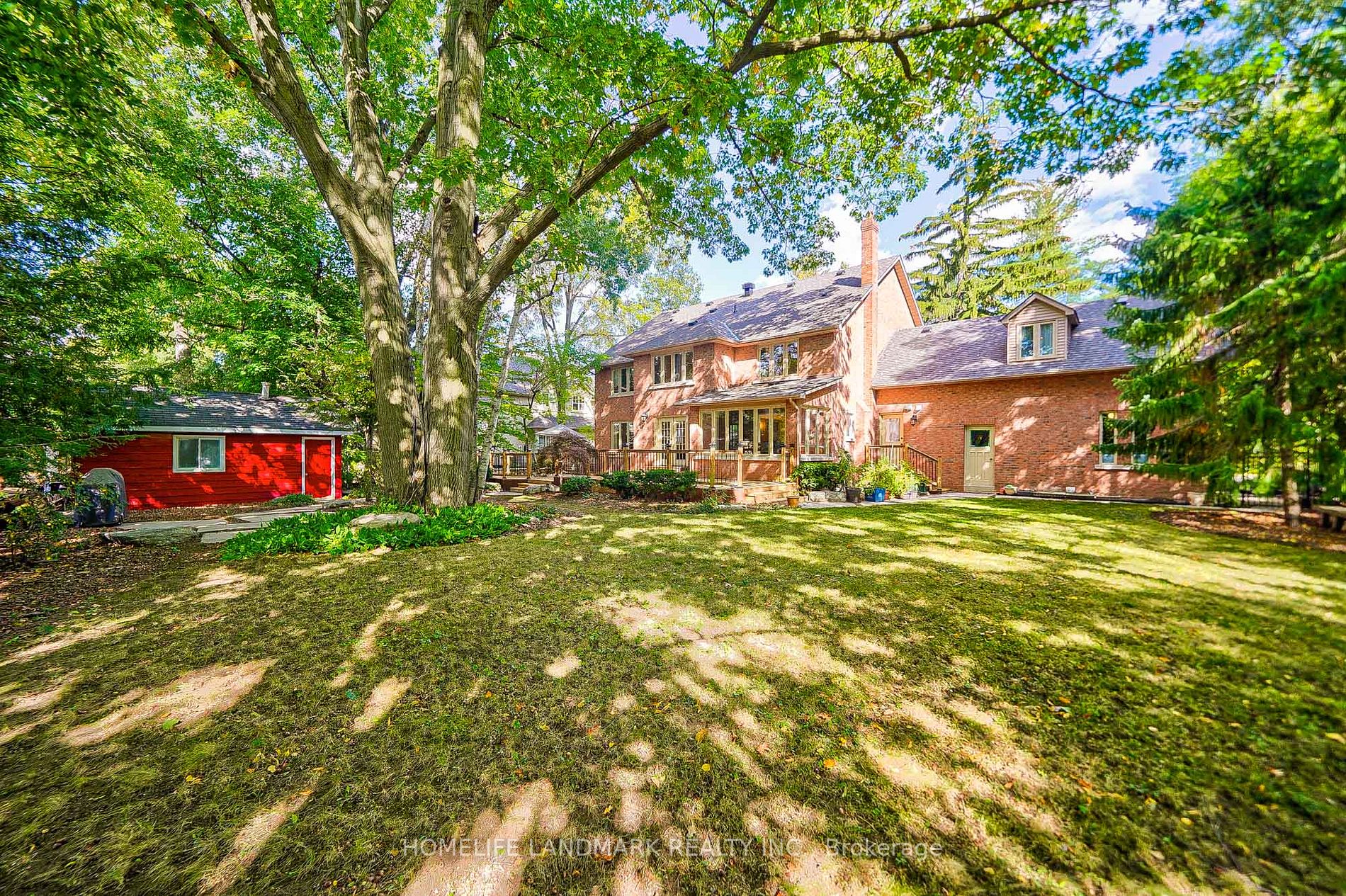 352 Maple Grove Dr