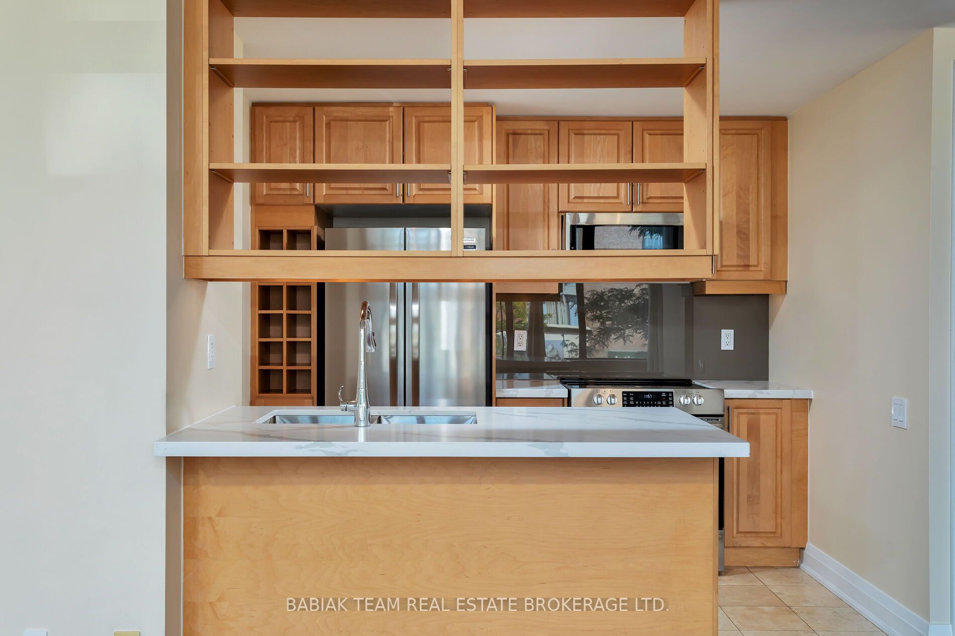383 Ellis Park Rd, #605