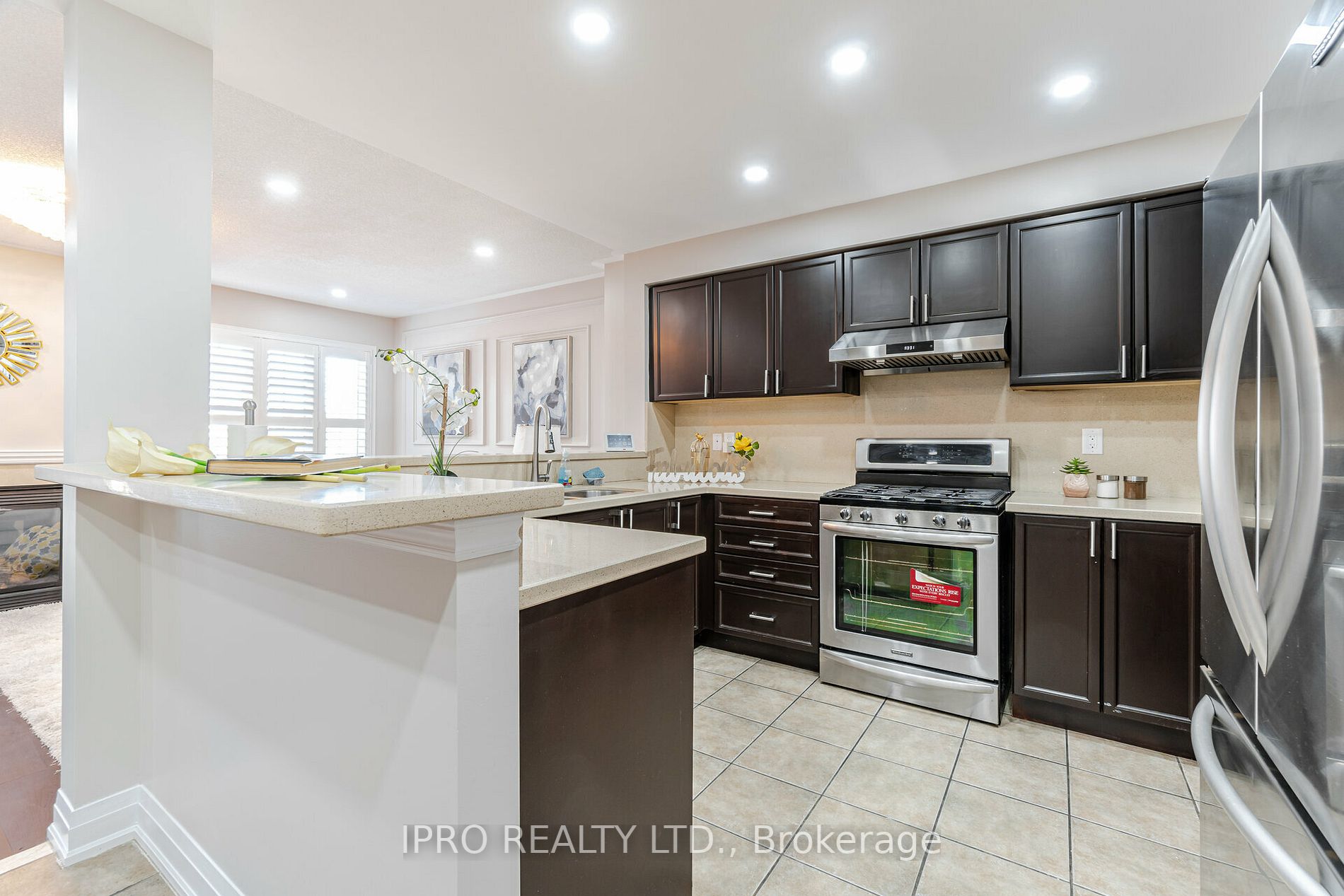 3035 Mission Hill Dr