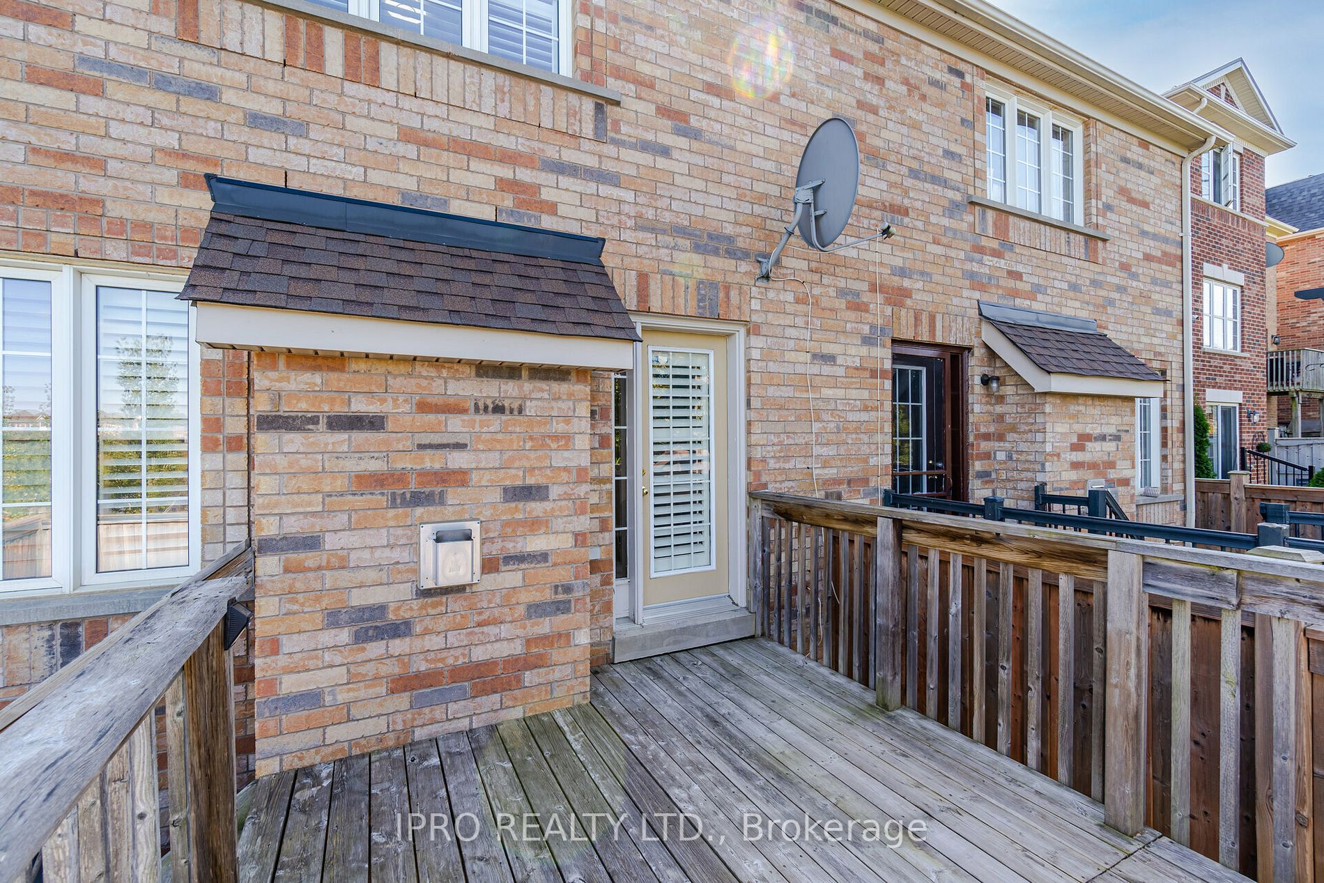 3035 Mission Hill Dr