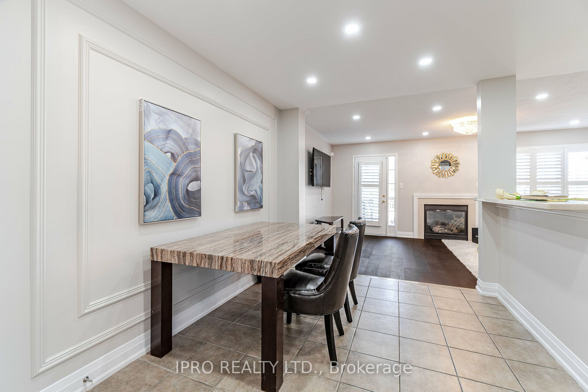 3035 Mission Hill Dr