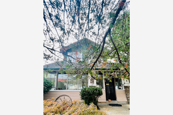 8 Rosewood Ave, Mississauga