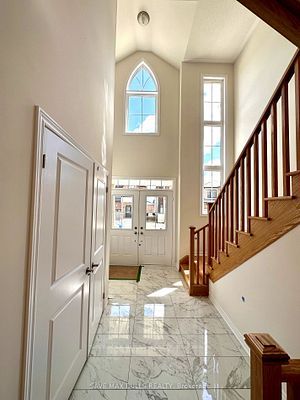 605 Leatherleaf Landing