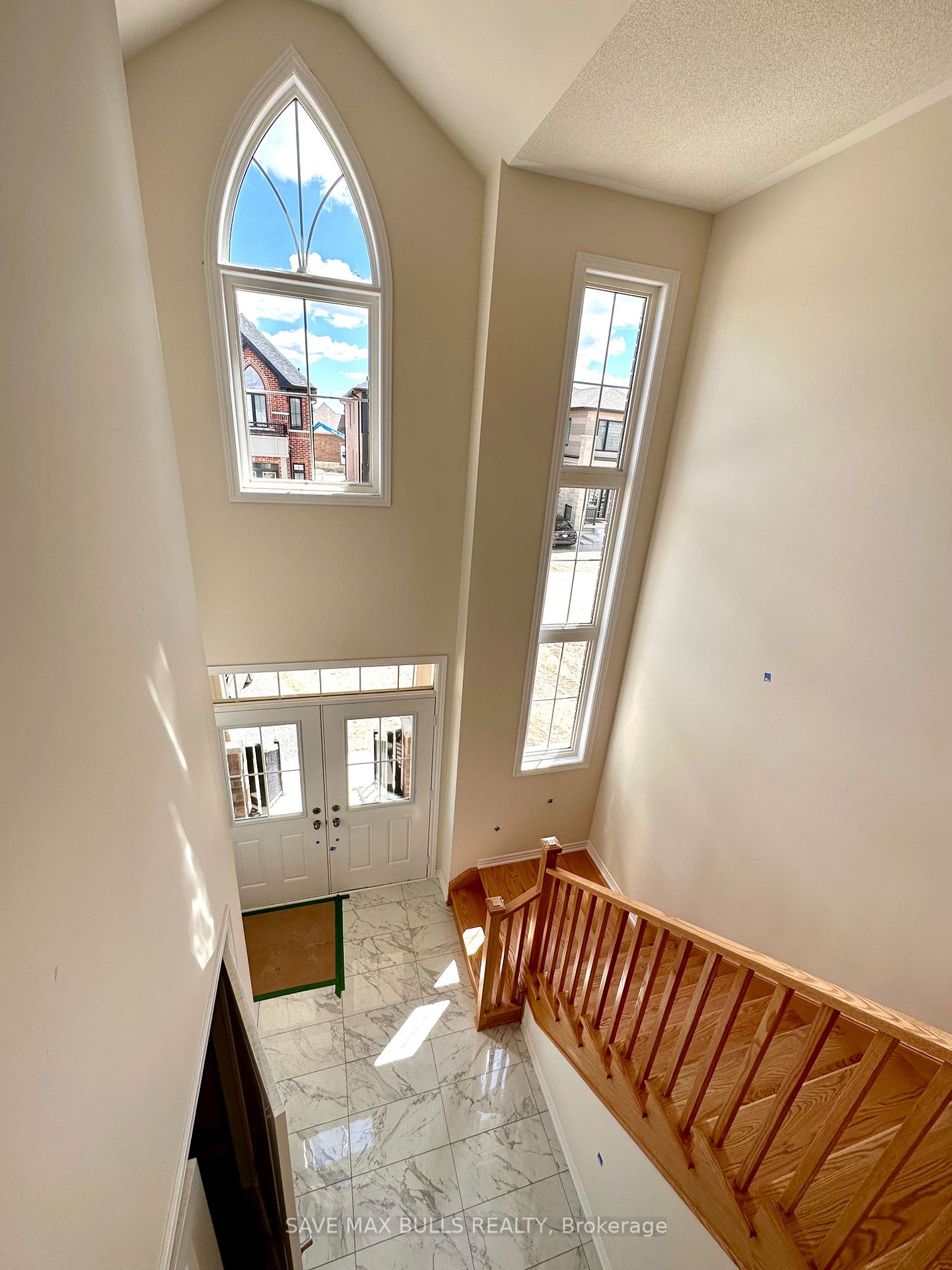 605 Leatherleaf Landing