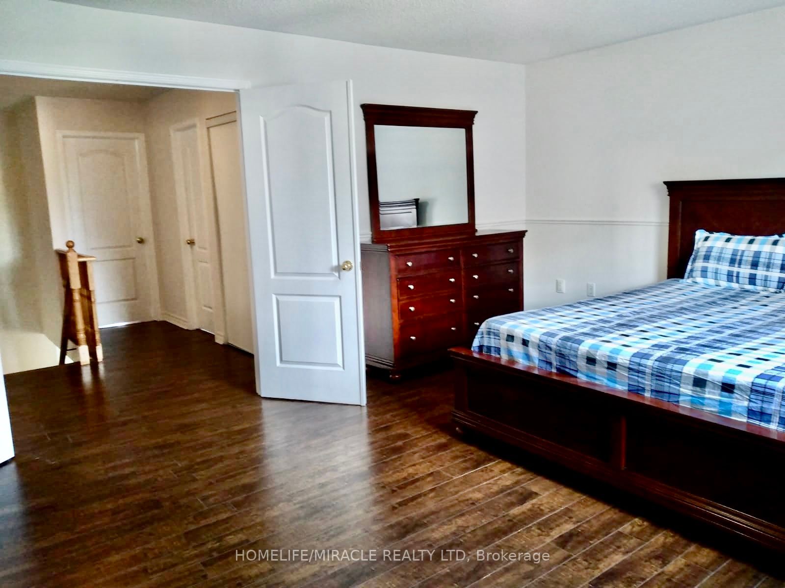 75 Saintsbury Cres