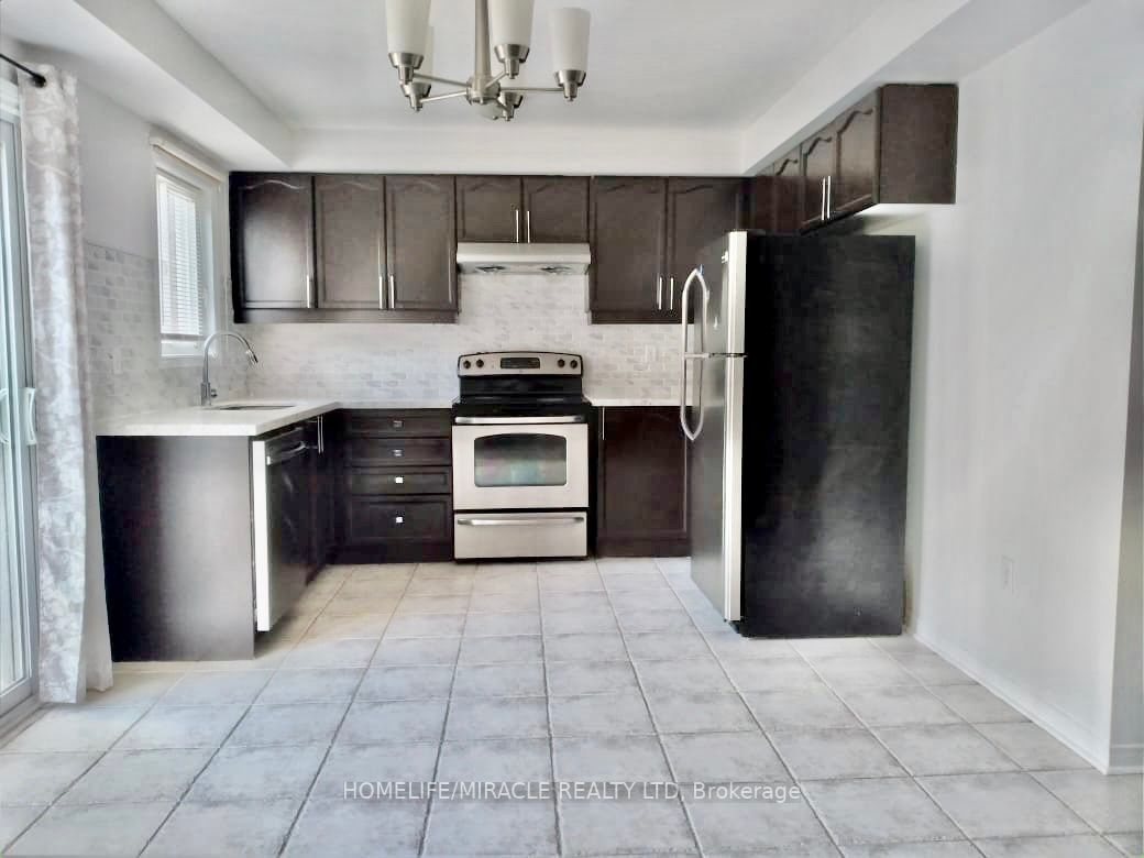 75 Saintsbury Cres